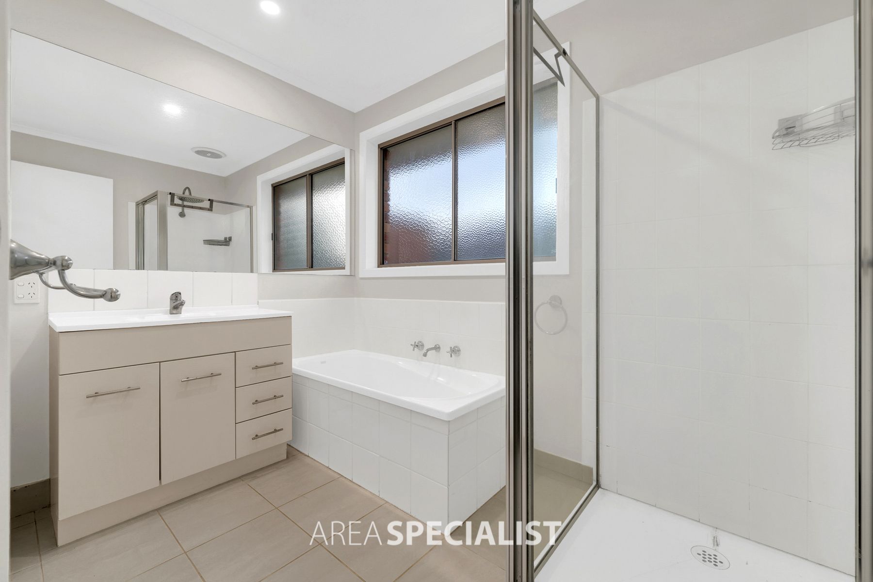 2/3 Pentland Drive, Narre Warren, VIC 3805, Narre Warren - Thumbnail 6