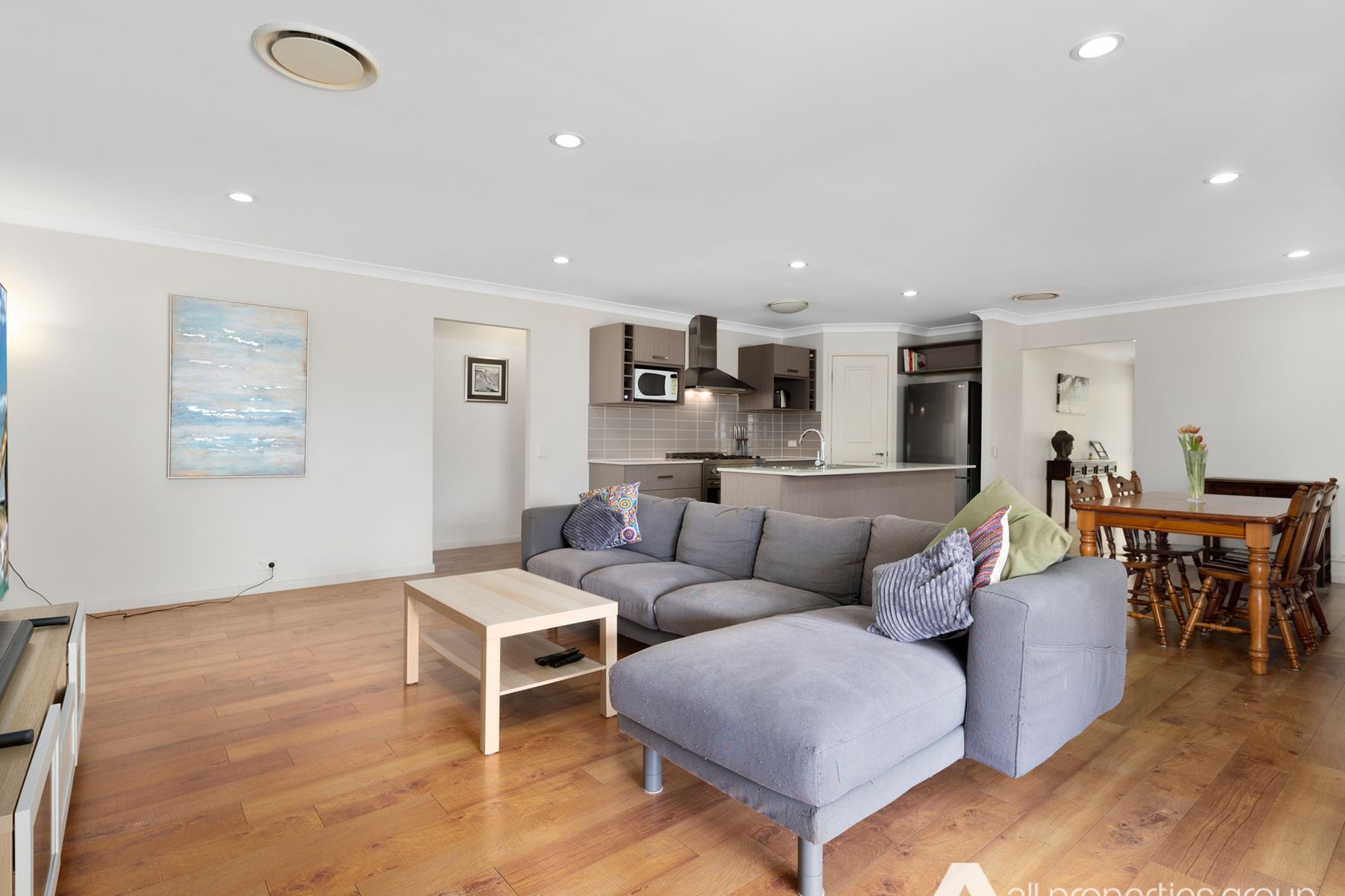 4 Gardenia Circuit, Heathwood QLD 4110, Heathwood - Thumbnail 4