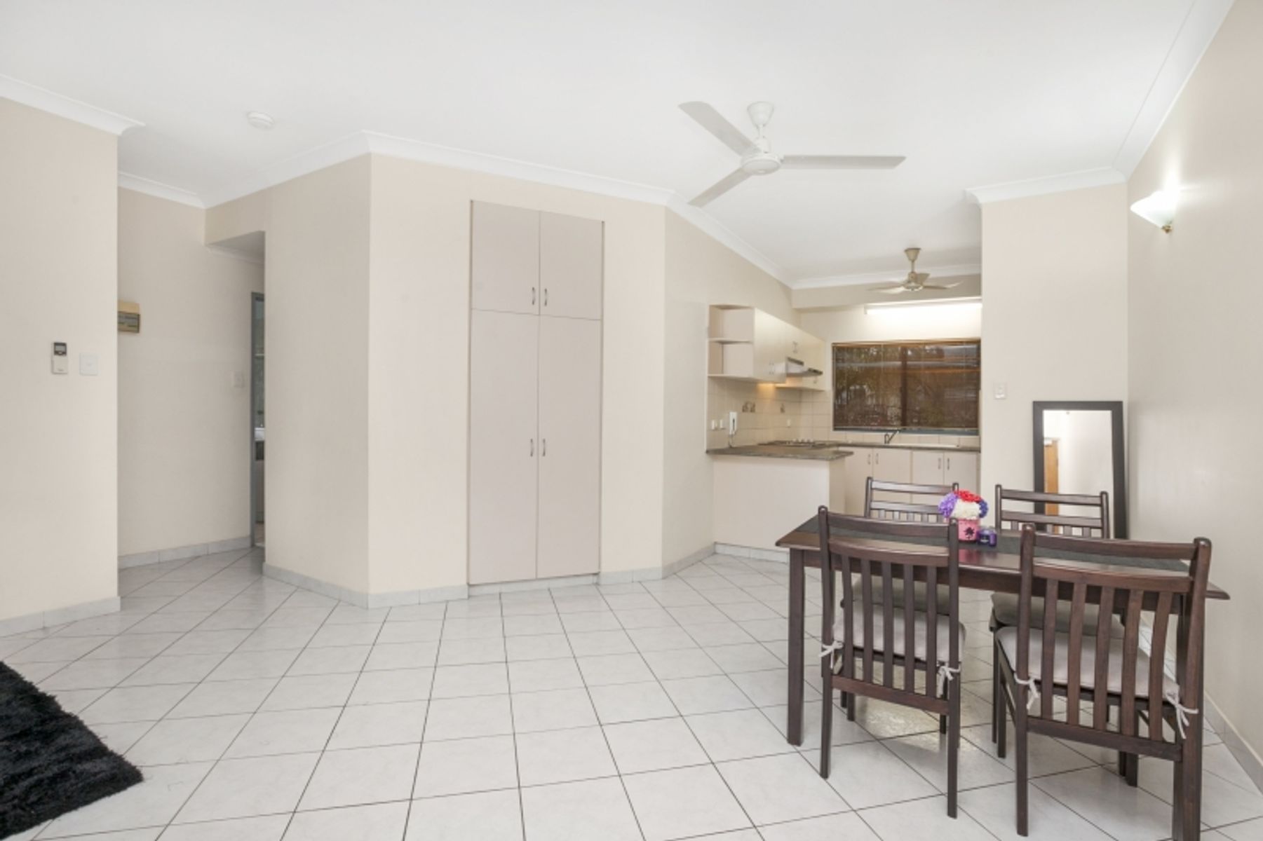 4/148 Mitchell Street, Darwin City NT 0800, Darwin City - Thumbnail 3