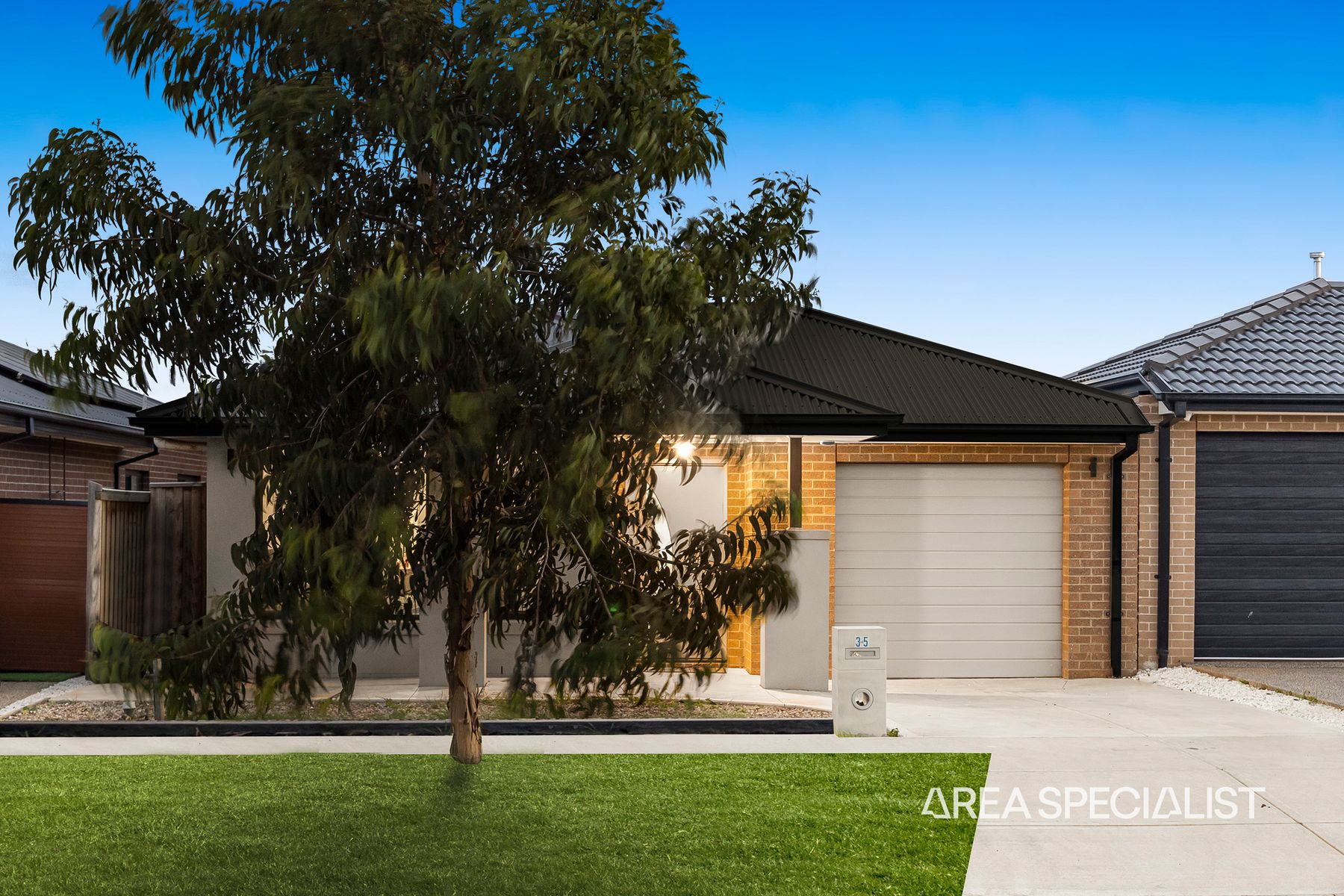 35 Skypac Street, Weir Views VIC 3338, Weir Views - Image 1