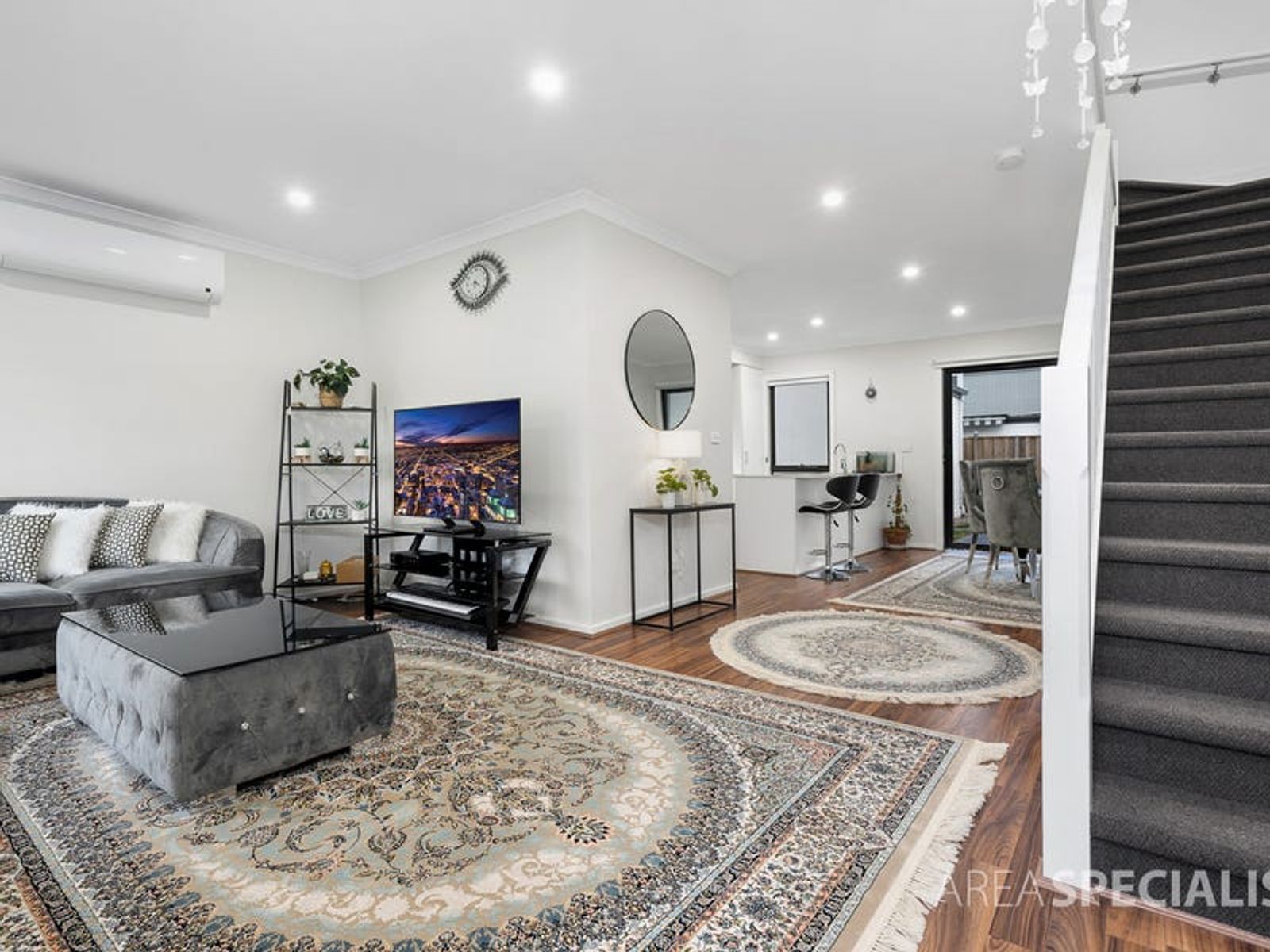 3 Lumeah Drive, Cranbourne West, VIC 3977, Cranbourne West - Thumbnail 2