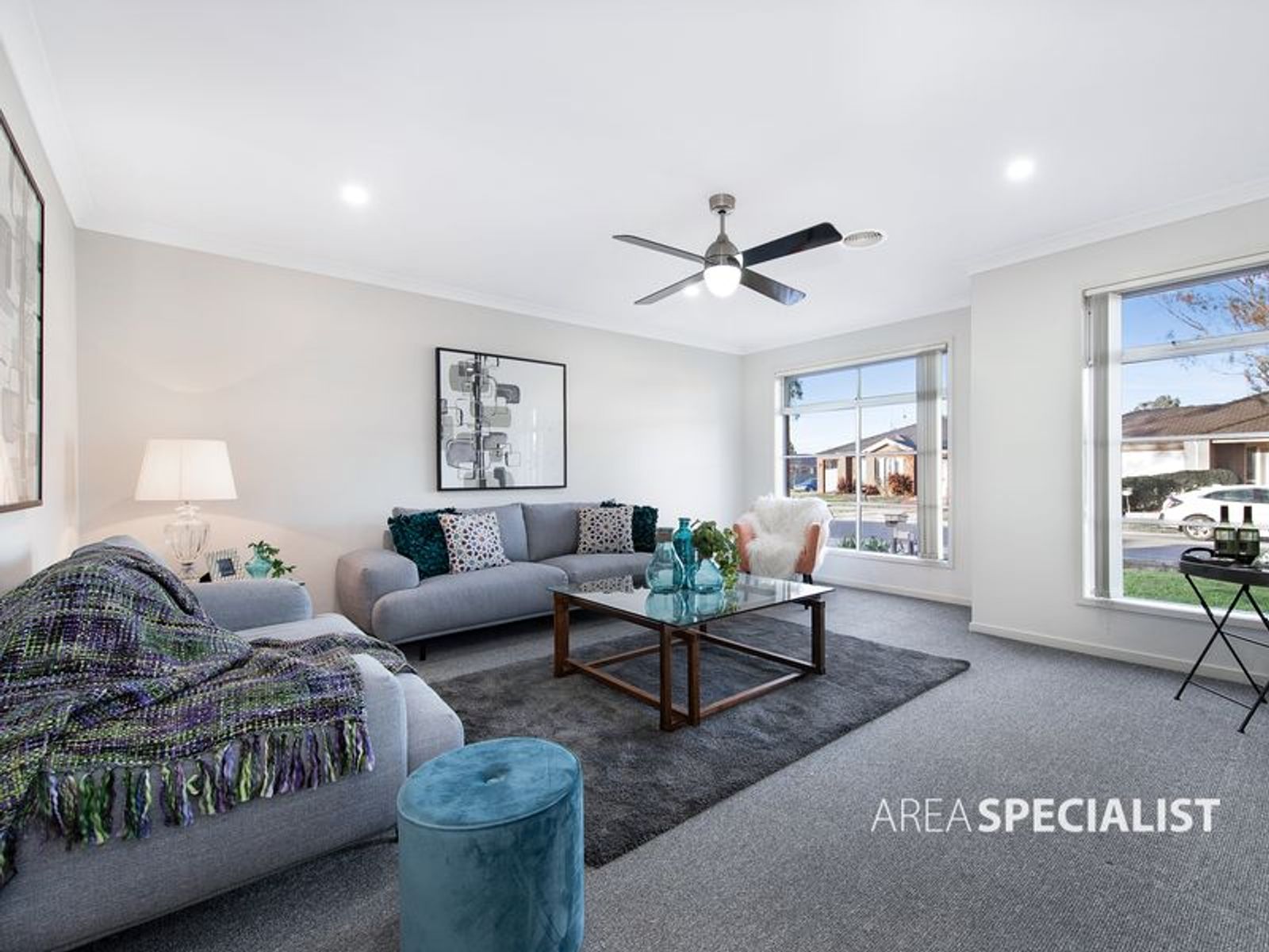 3 MADDOCK DRIVE, Cranbourne East, VIC 3977, Cranbourne East - Thumbnail 2