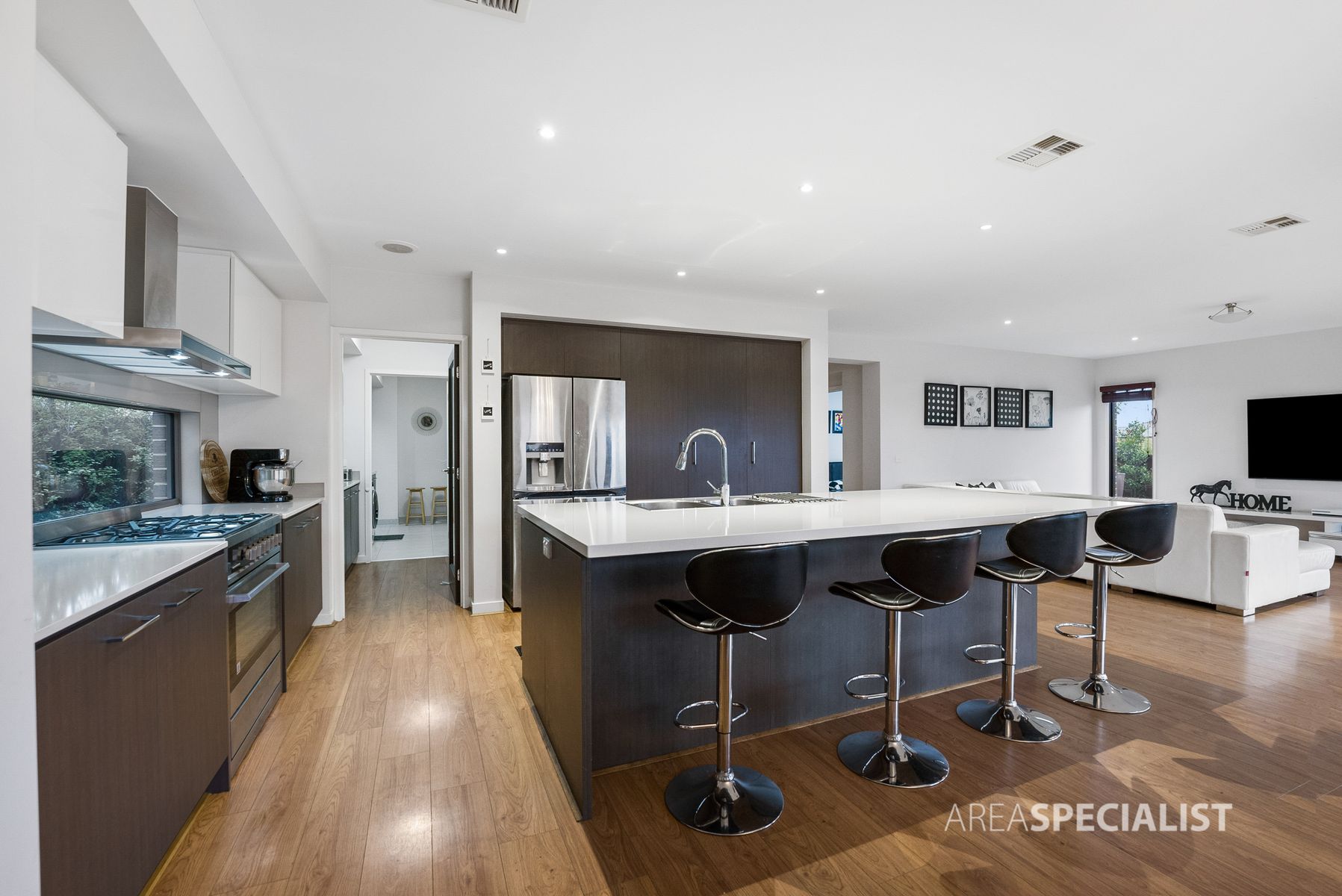 16 Hub Street, Werribee, VIC 3030, Werribee - Thumbnail 8