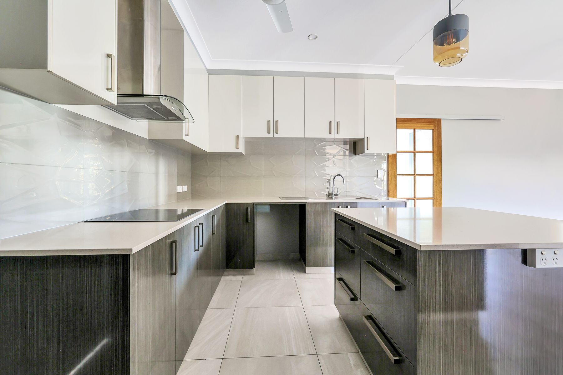 5 Vitex Street, Zuccoli NT 0832, Zuccoli - Thumbnail 2