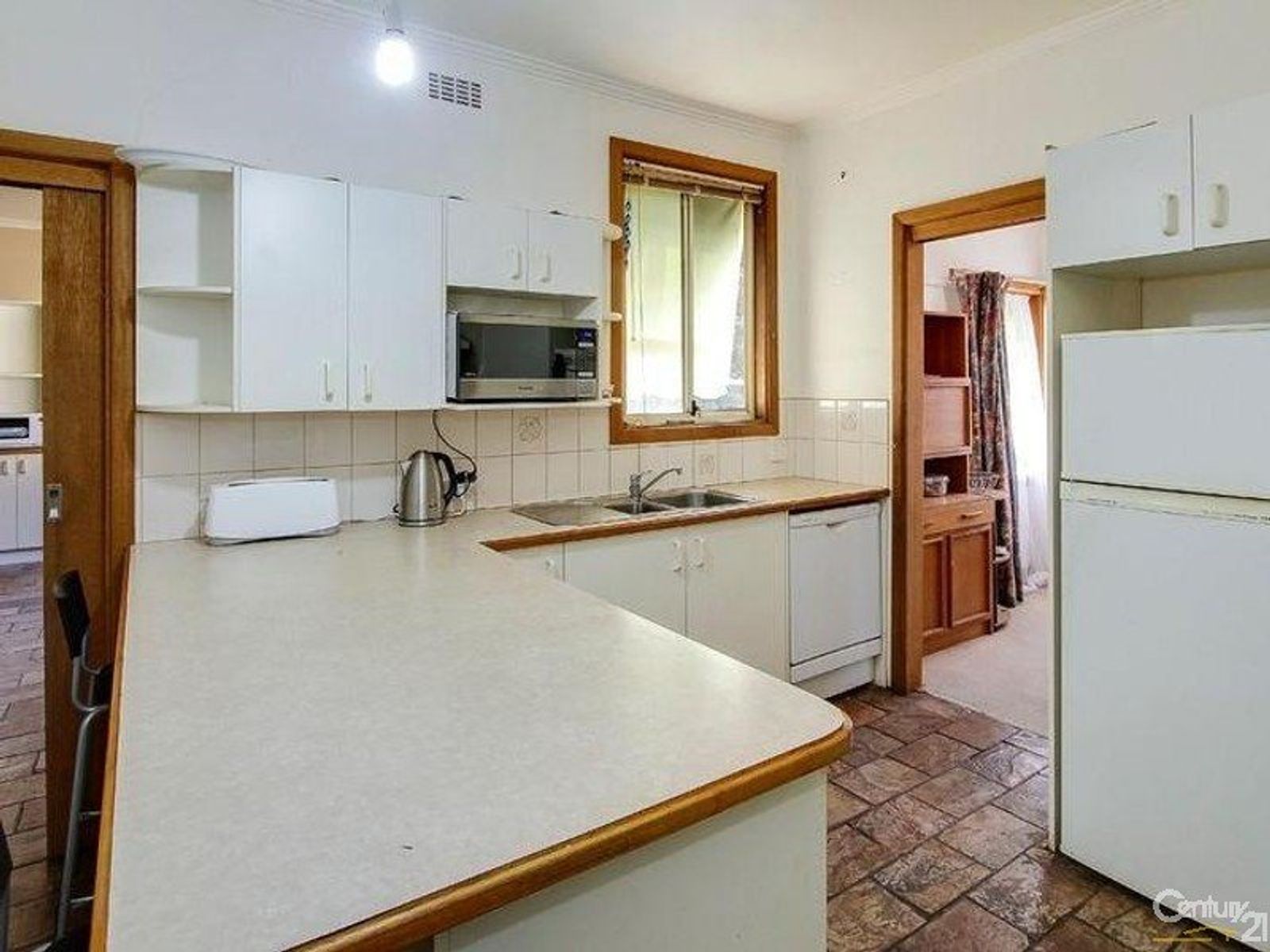 1 Jordan Grove, Glen Waverley, VIC 3150, Glen Waverley - Thumbnail 3