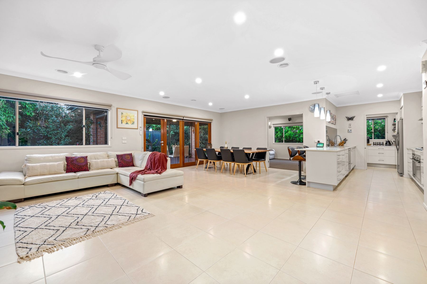 11 Perry Circuit, Cranbourne North, VIC 3977, Cranbourne North - Thumbnail 5
