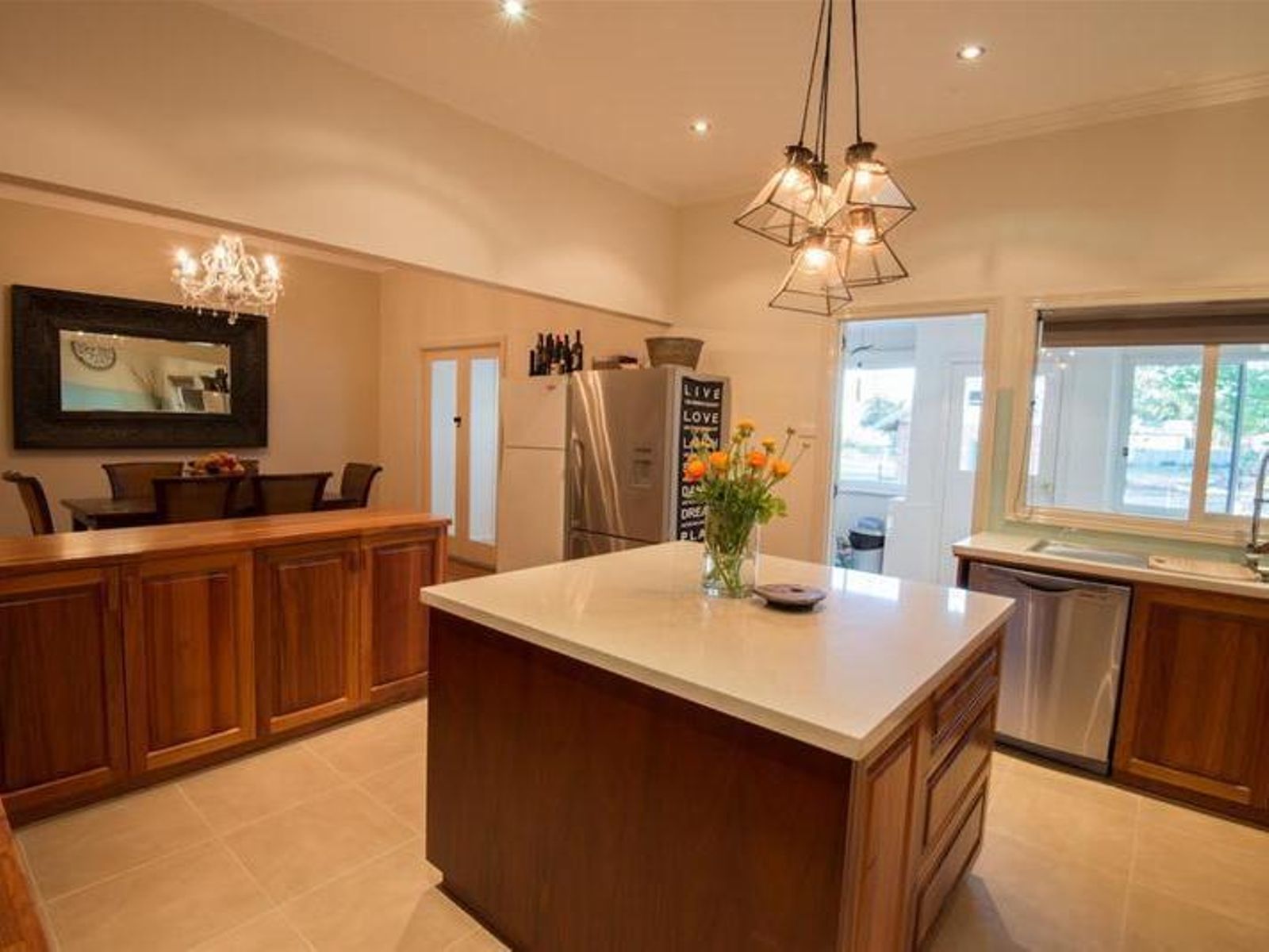 121 McEdward Street, Birdwoodton - Thumbnail 8