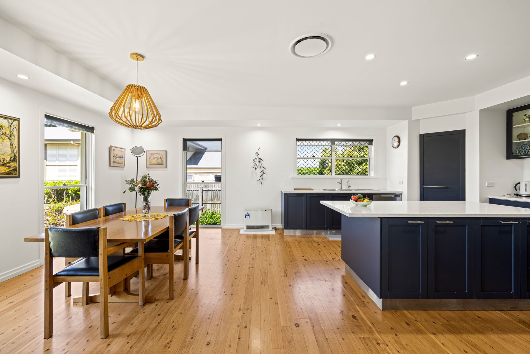 14 Glendower Street, Mount Lofty QLD 4350, Mount Lofty - Thumbnail 7
