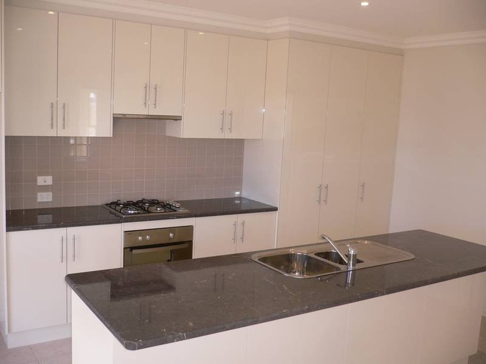 2/24 Canterbury Drive, Mildura - Thumbnail 8