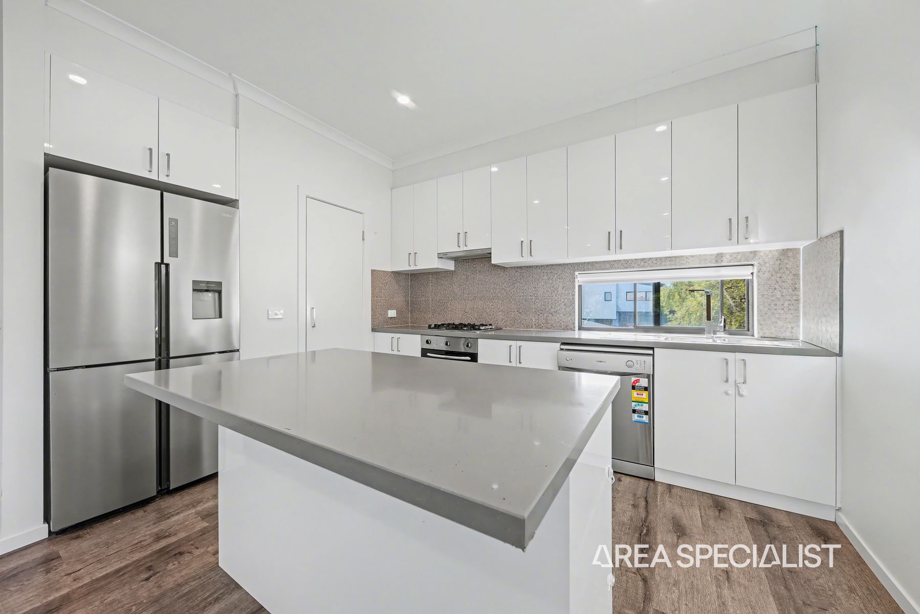 5A Arbour Rise, Pakenham, VIC 3810, Pakenham - Thumbnail 3