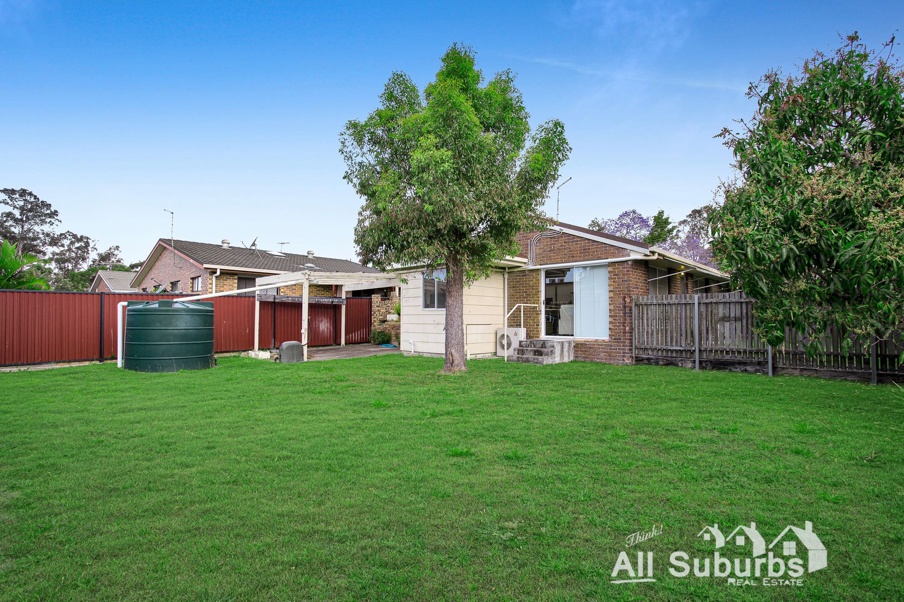 1/2 Russell Street, Woodridge QLD 4114, Woodridge - Thumbnail 2