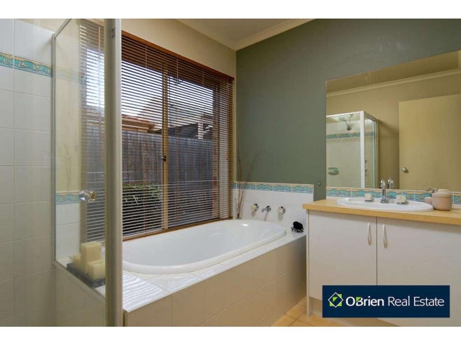 48 Robinswood Parade, Narre Warren South, VIC 3805, Narre Warren South - Thumbnail 8