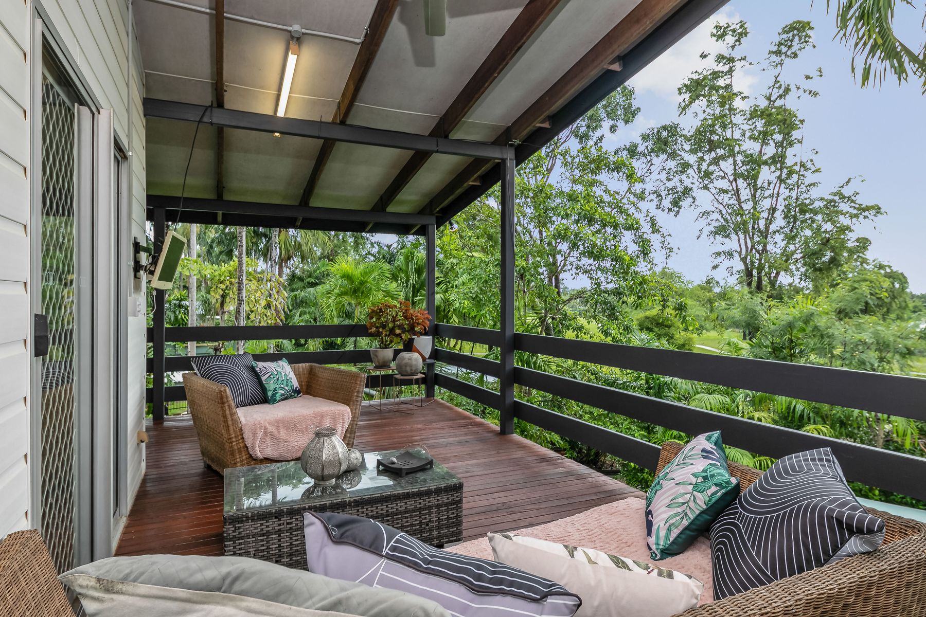 13 Savannah Drive, Leanyer NT 0812, Leanyer - Thumbnail 2