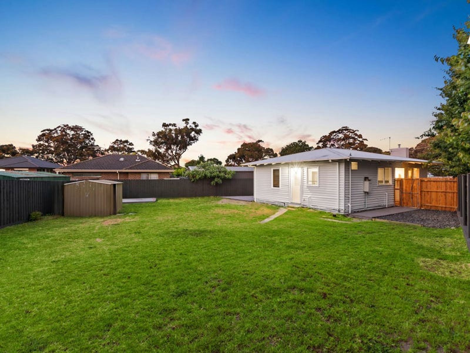 6 Glen Court, Frankston, VIC 3199, Frankston - Thumbnail 3
