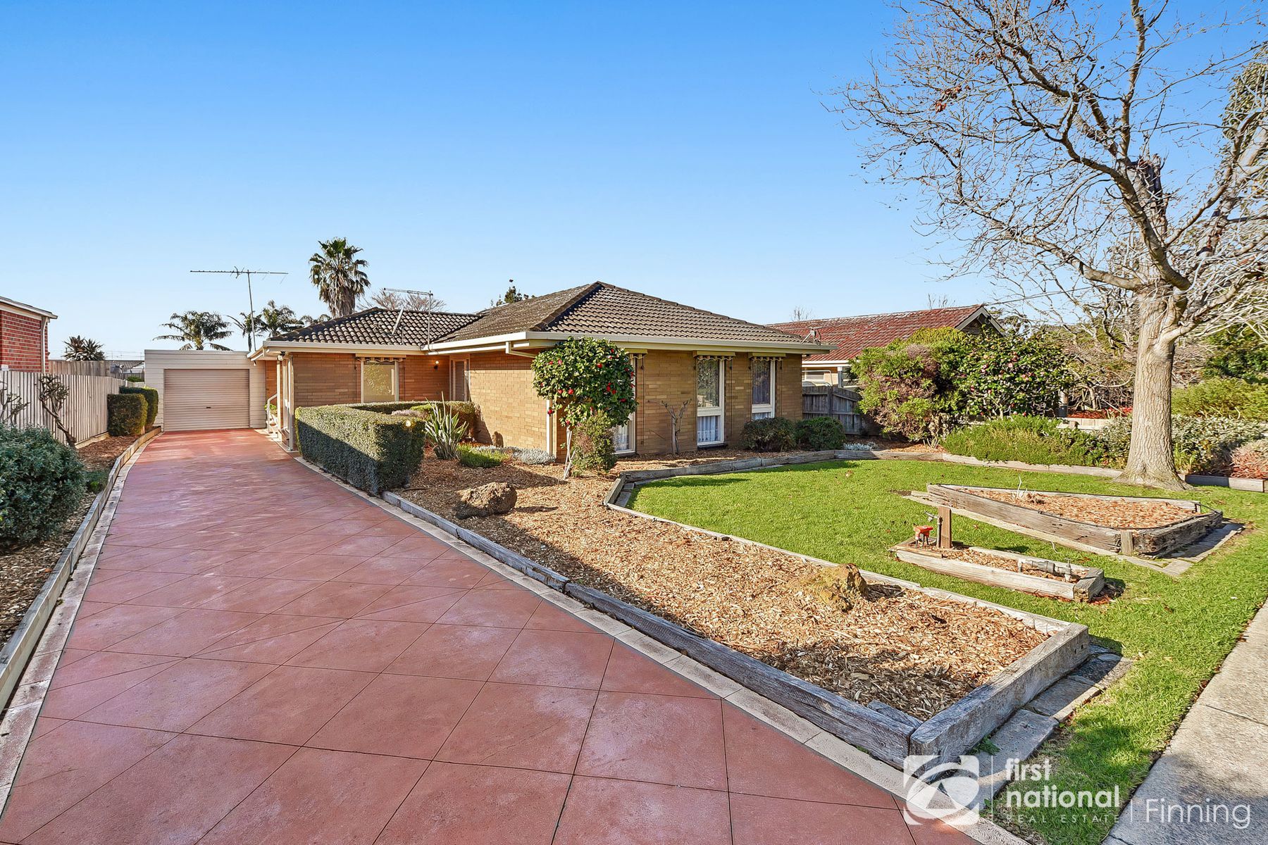 40 Russell Street, Cranbourne - Image 1