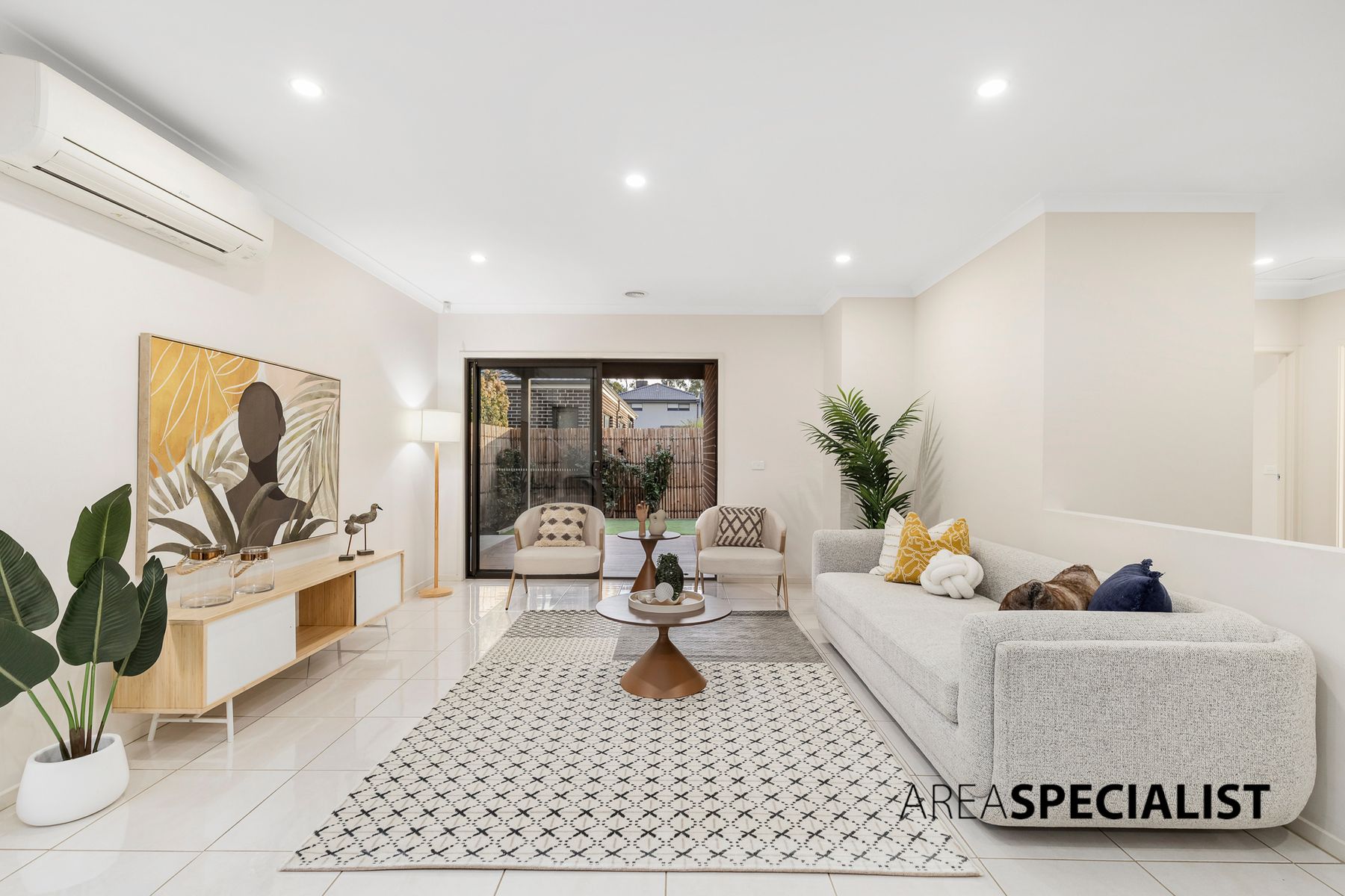 4 Spencer Circuit, Cranbourne East, VIC 3977, Cranbourne East - Thumbnail 3