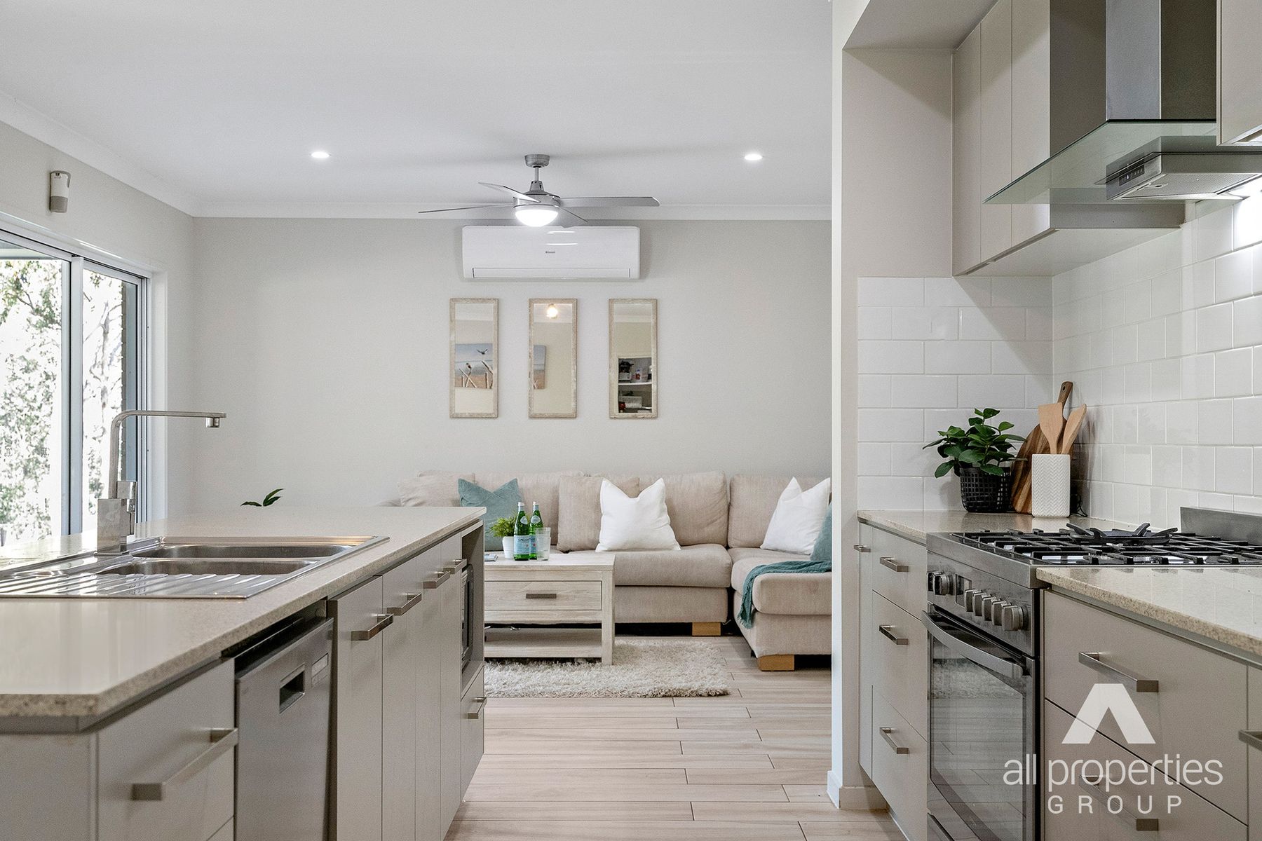 62 Bowerbird Close, Greenbank QLD 4124, Greenbank - Thumbnail 4