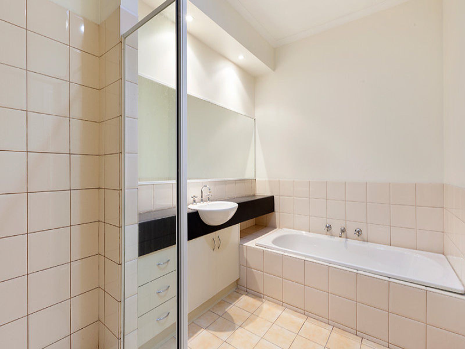 17 Taylor Mews, Kensington - Thumbnail 7