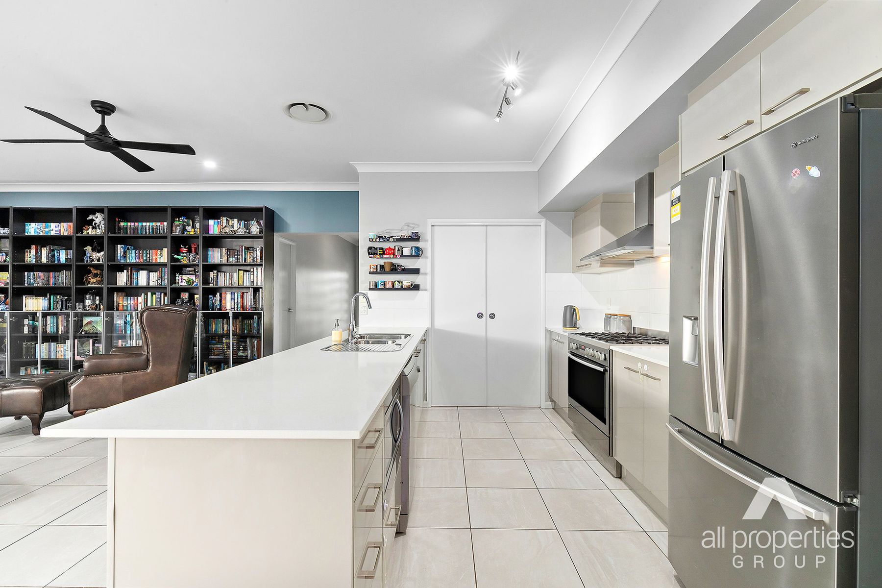 2 Honeyeater Lane, Deebing Heights QLD 4306, Deebing Heights - Thumbnail 3