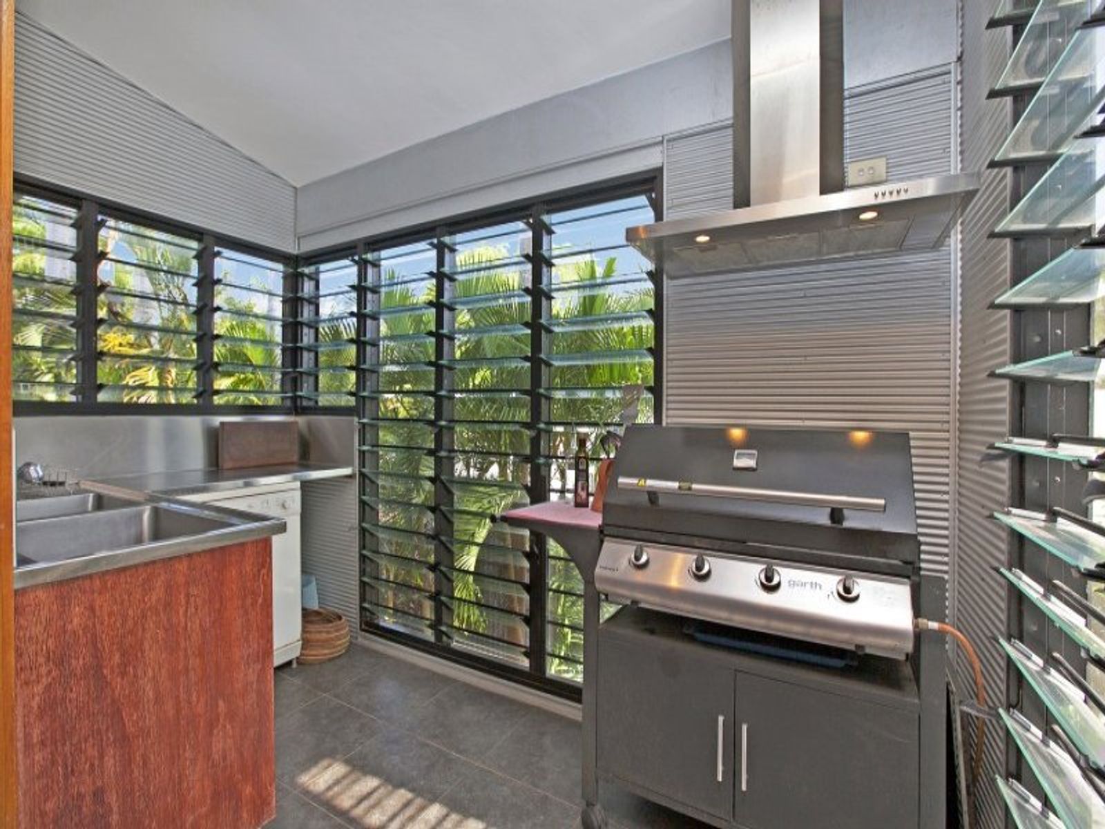 35 Kapalga Street, Tiwi NT 0810, Tiwi - Thumbnail 4
