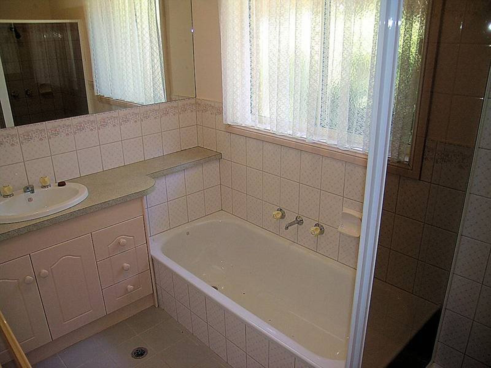 70 Riverside Avenue, Mildura - Thumbnail 4