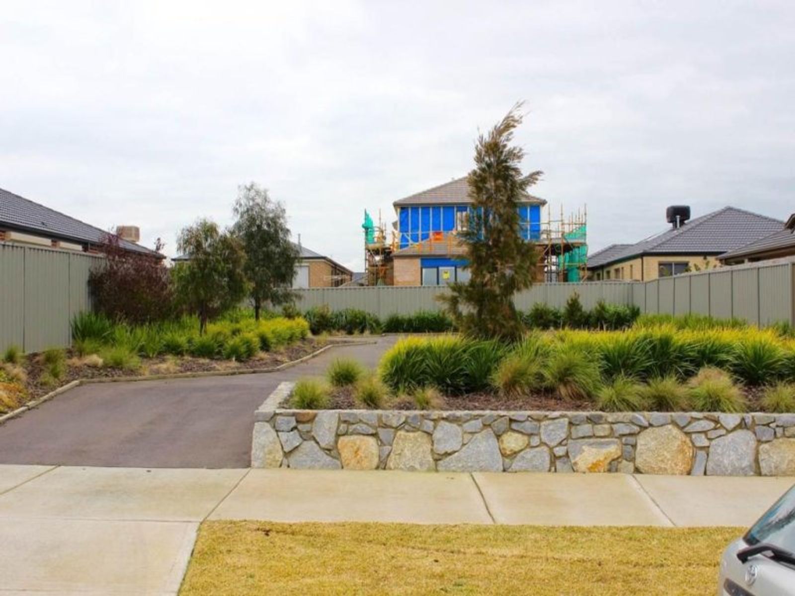 86 Bradford Drive, Cranbourne East, VIC 3977, Cranbourne East - Thumbnail 2