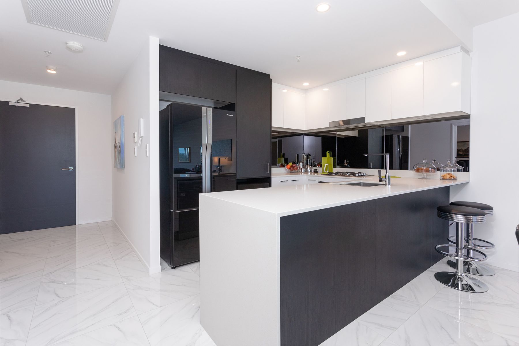 4208/5 Harbour Side Court, Biggera Waters, QLD 4216, Biggera Waters - Thumbnail 6