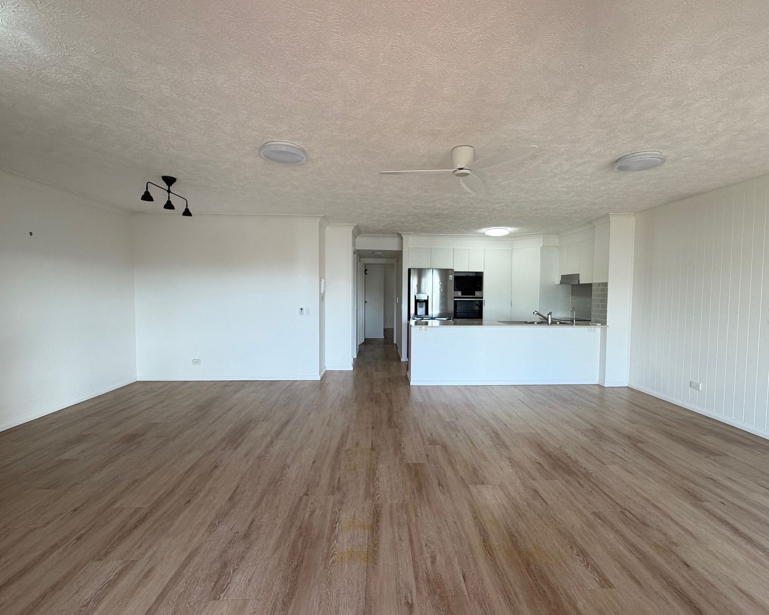 13/30 Dalpura Street, Chevron Island QLD 4217, Chevron Island - Thumbnail 5