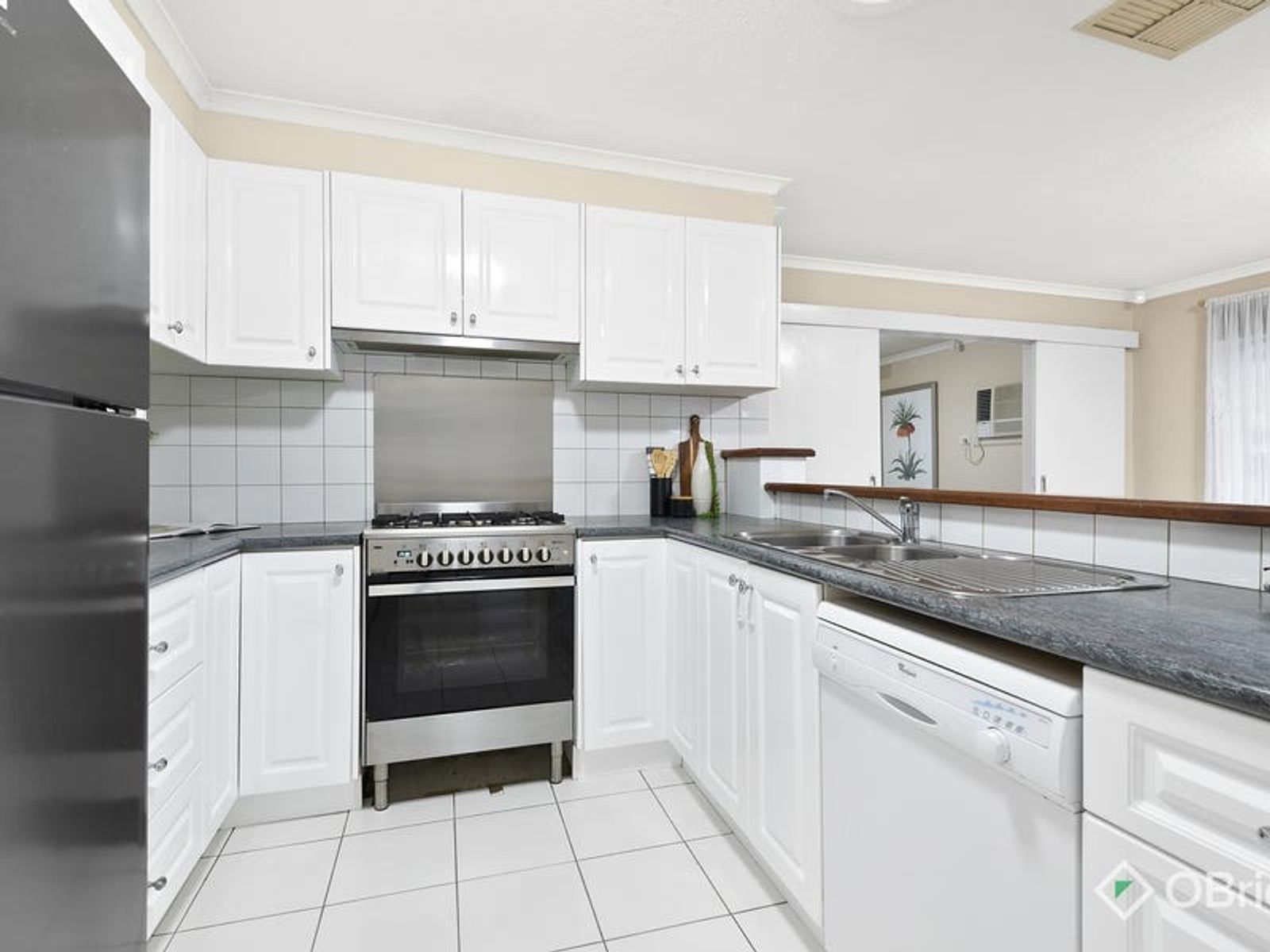 163 James Cook Drive, Endeavour Hills, VIC 3802, Endeavour Hills - Thumbnail 5