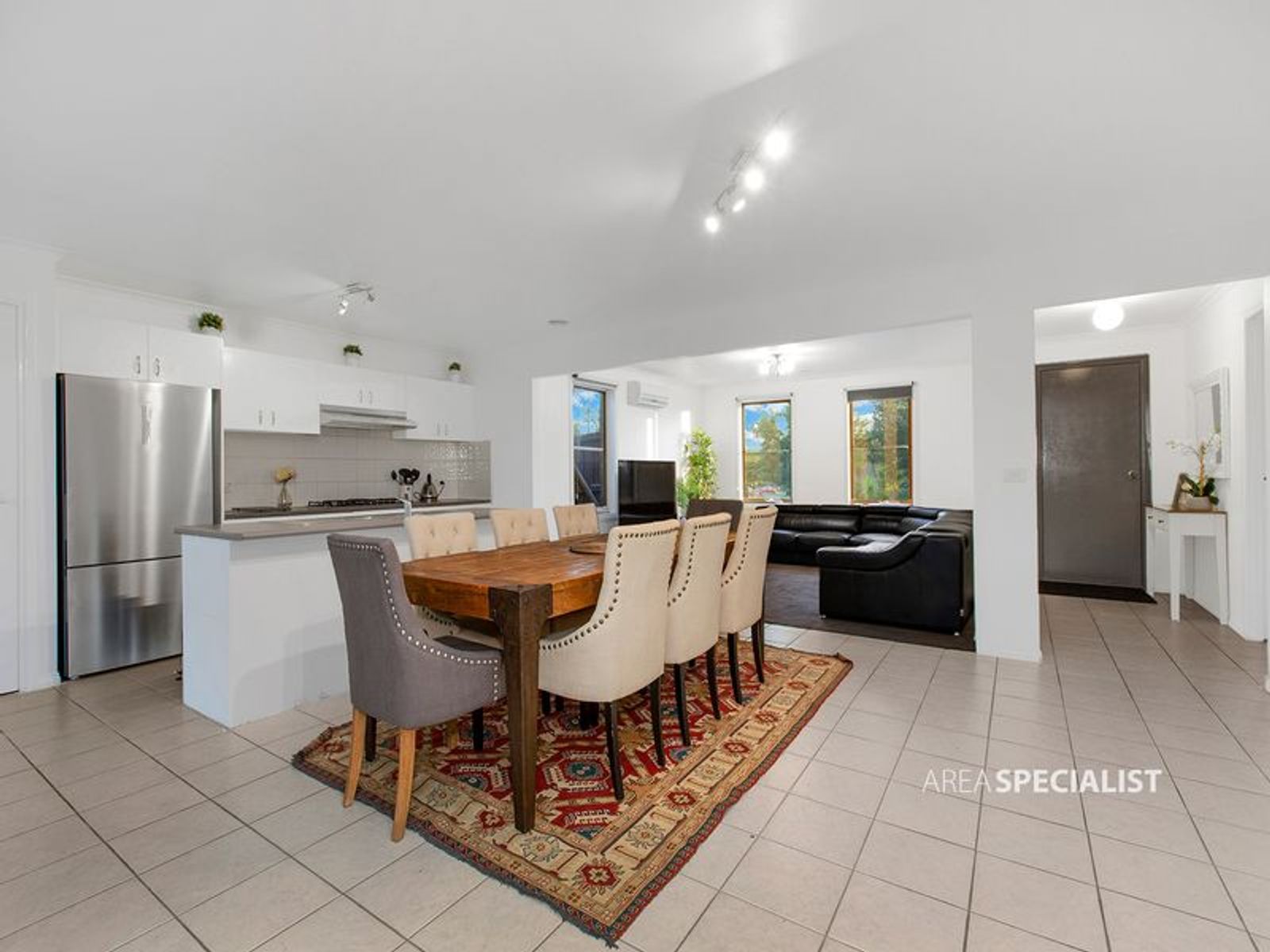 43 Honey Myrtle Way, Cranbourne, VIC 3977, Cranbourne - Thumbnail 3