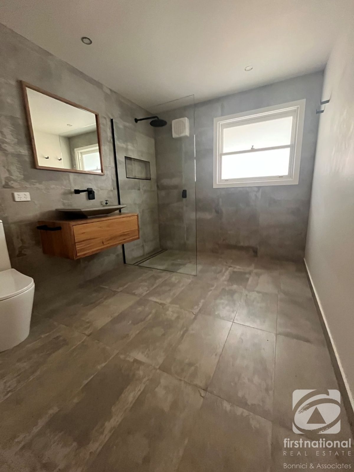 39 Elgin Road, Beechworth VIC 3747, Beechworth - Thumbnail 4