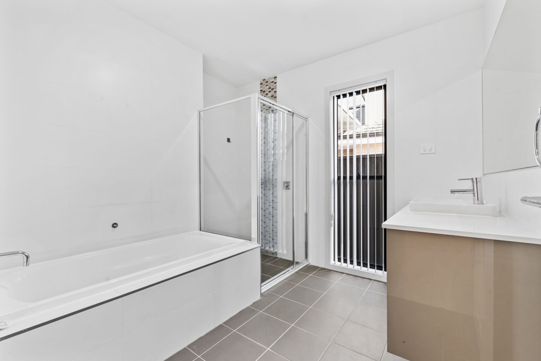 10 Village Circuit, Gregory Hills, NSW 2557, Gregory Hills - Thumbnail 8