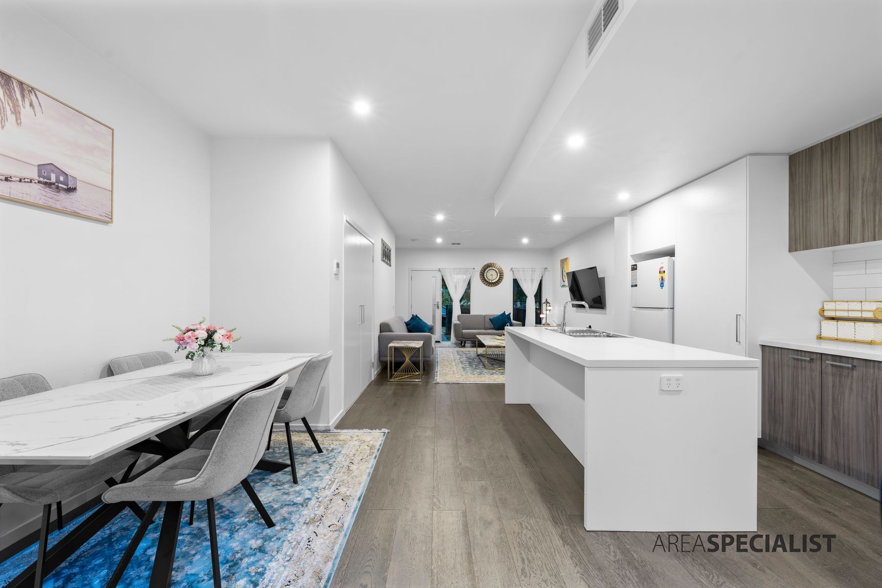 37 Villager Street, Cranbourne East, Cranbourne East - Thumbnail 6