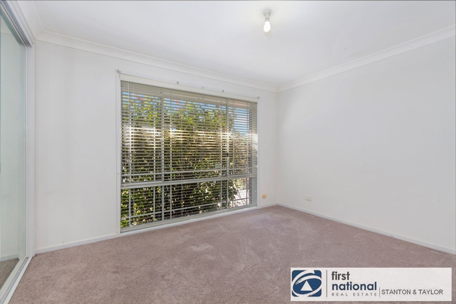 4 Naoi Place, Glenmore Park - Thumbnail 8