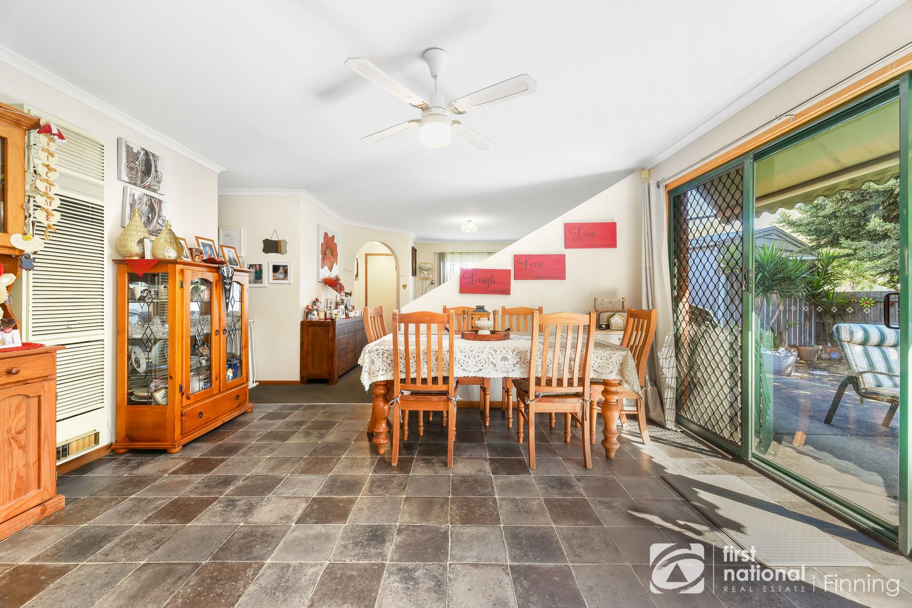 5 Murtoa Place, Cranbourne West VIC 3977, Cranbourne West - Thumbnail 4