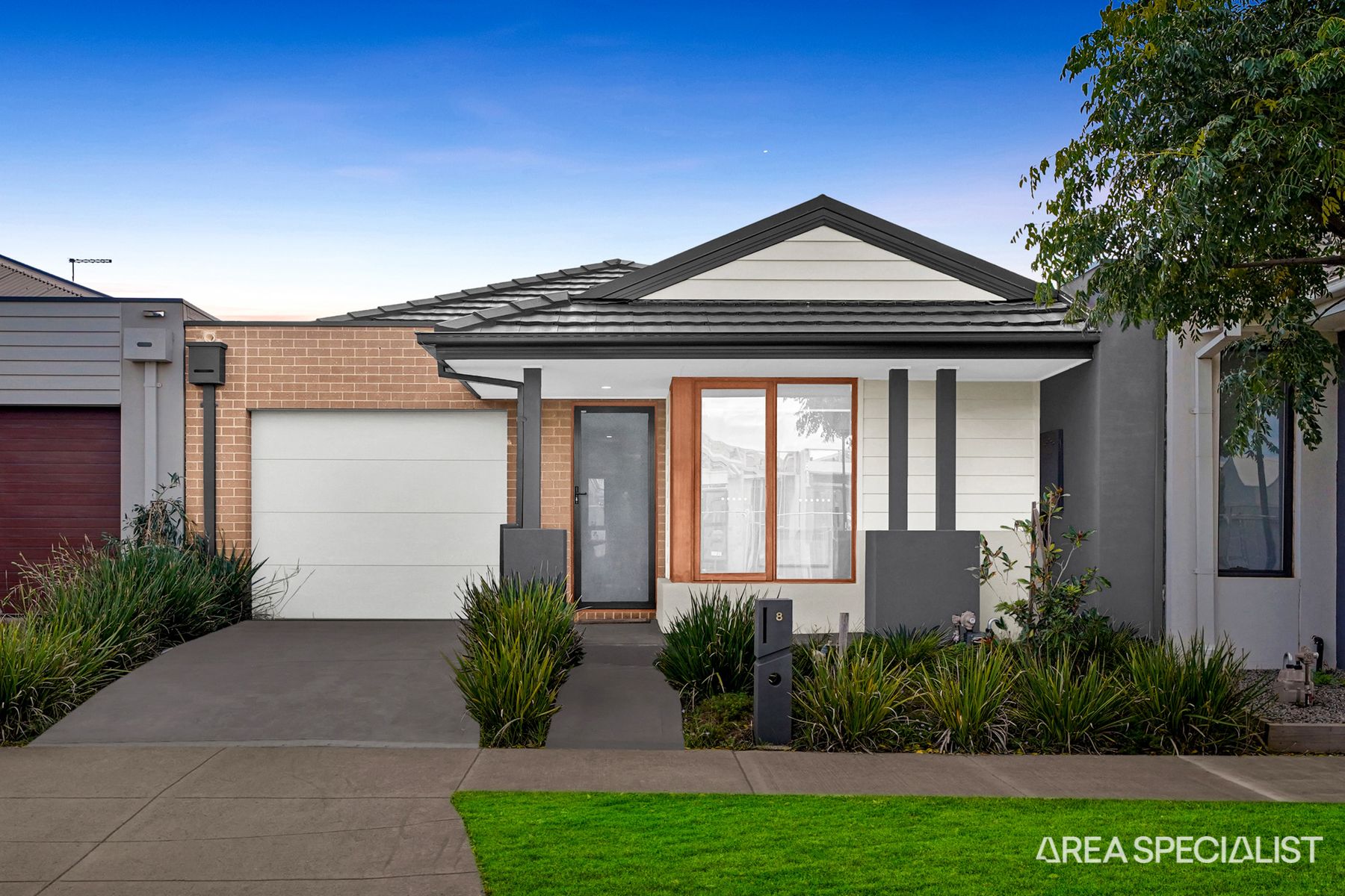 8 Samuel Road, Weir Views, Weir Views - Thumbnail 3