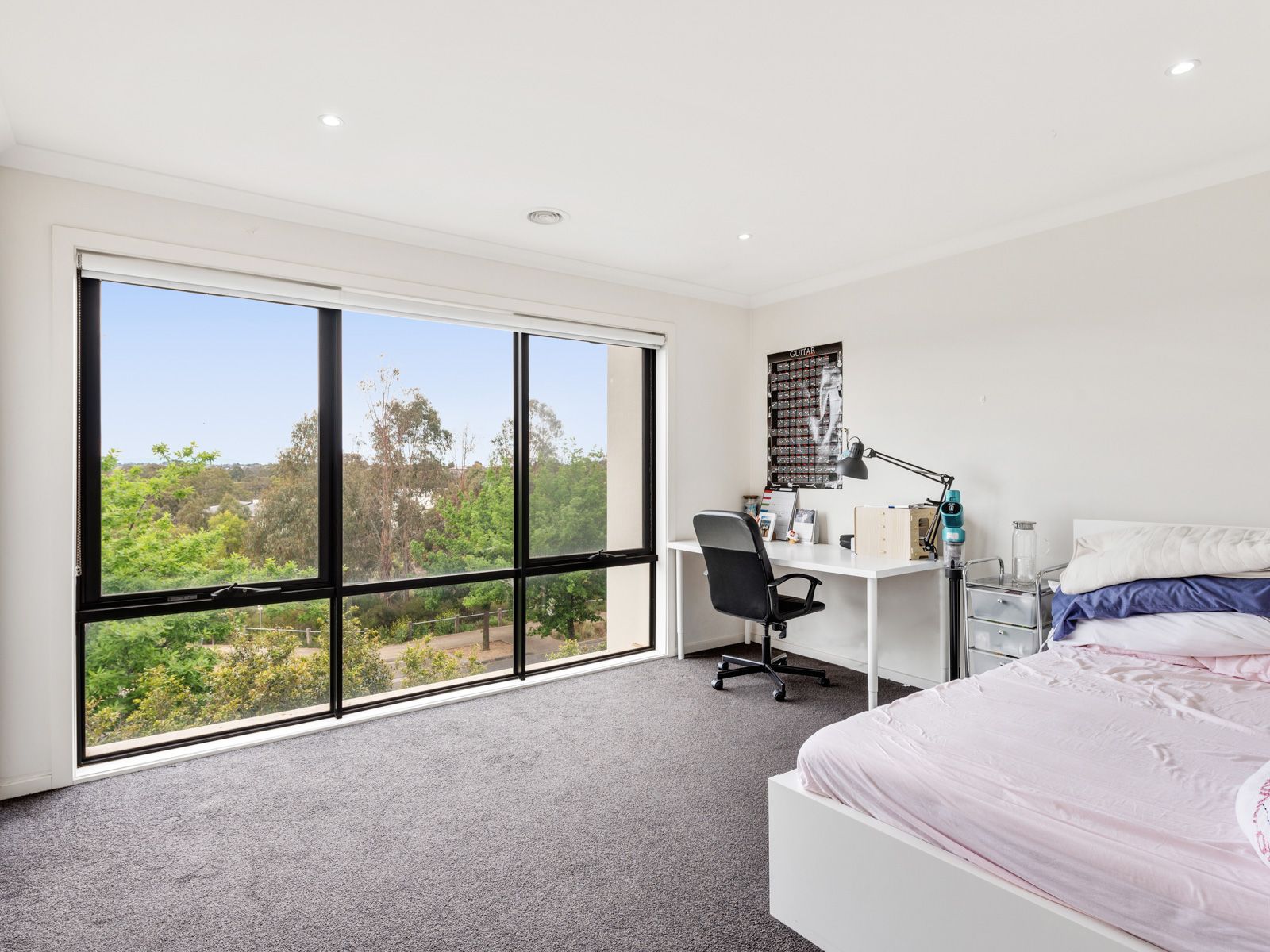 23 Manchester Crescent, Bundoora, VIC 3083, Bundoora - Thumbnail 4