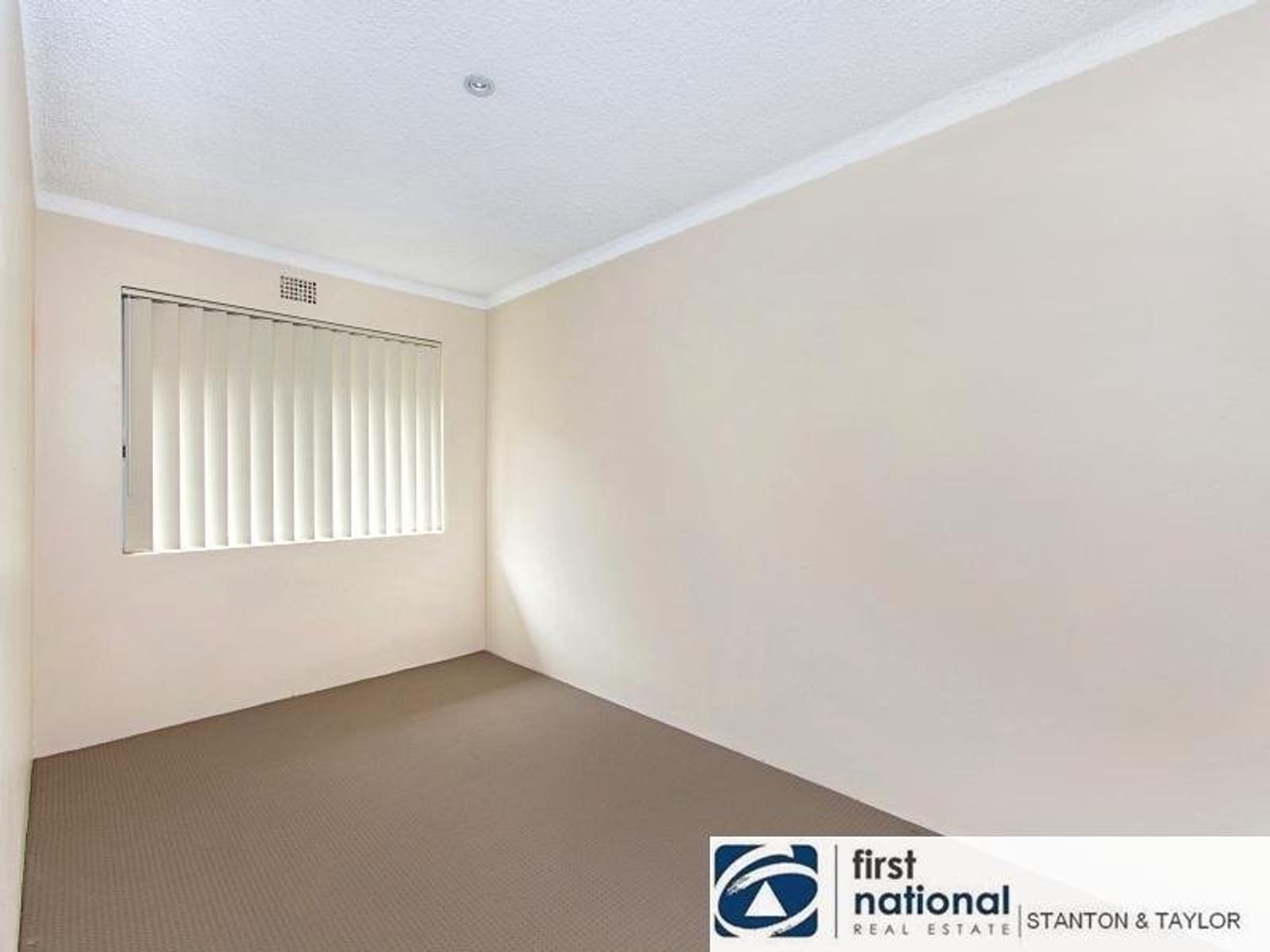 8/20 Bringelly Road, Kingswood - Thumbnail 4