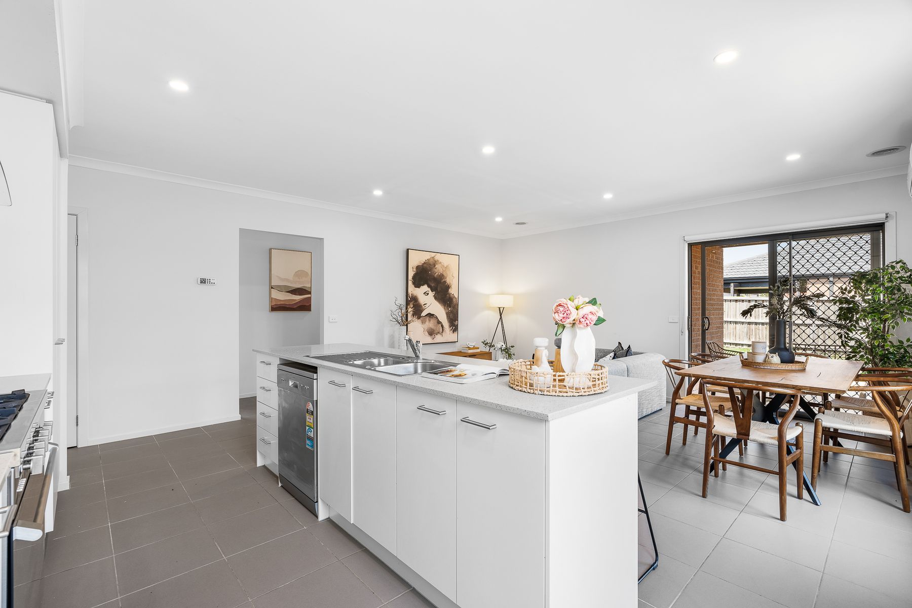 24 Papas View, Wyndham Vale, VIC 3024, Wyndham Vale - Thumbnail 8