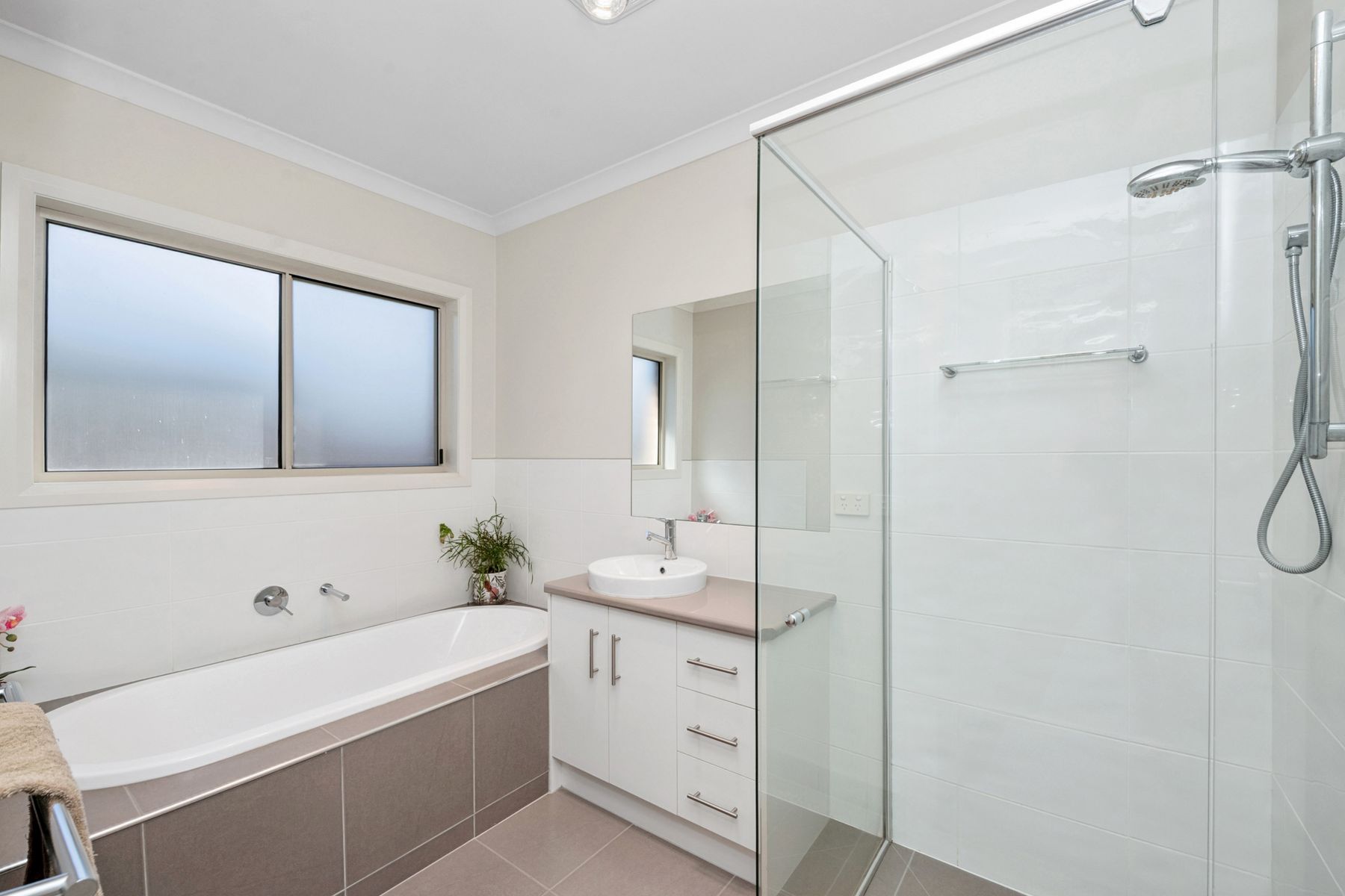 8 Peace Street, Kangaroo Flat, VIC 3555, Kangaroo Flat - Thumbnail 8