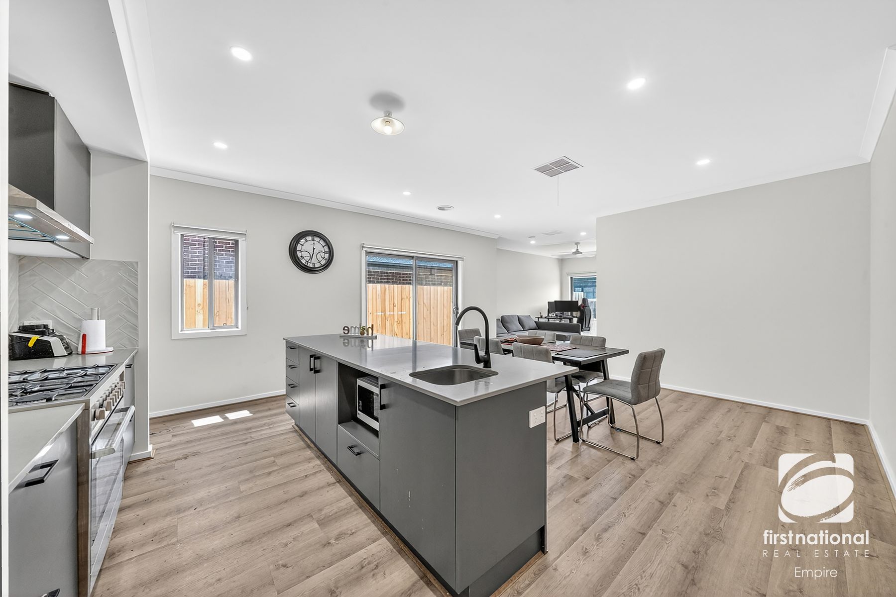 12 Orlov Street, Aintree VIC 3336, Aintree - Thumbnail 5