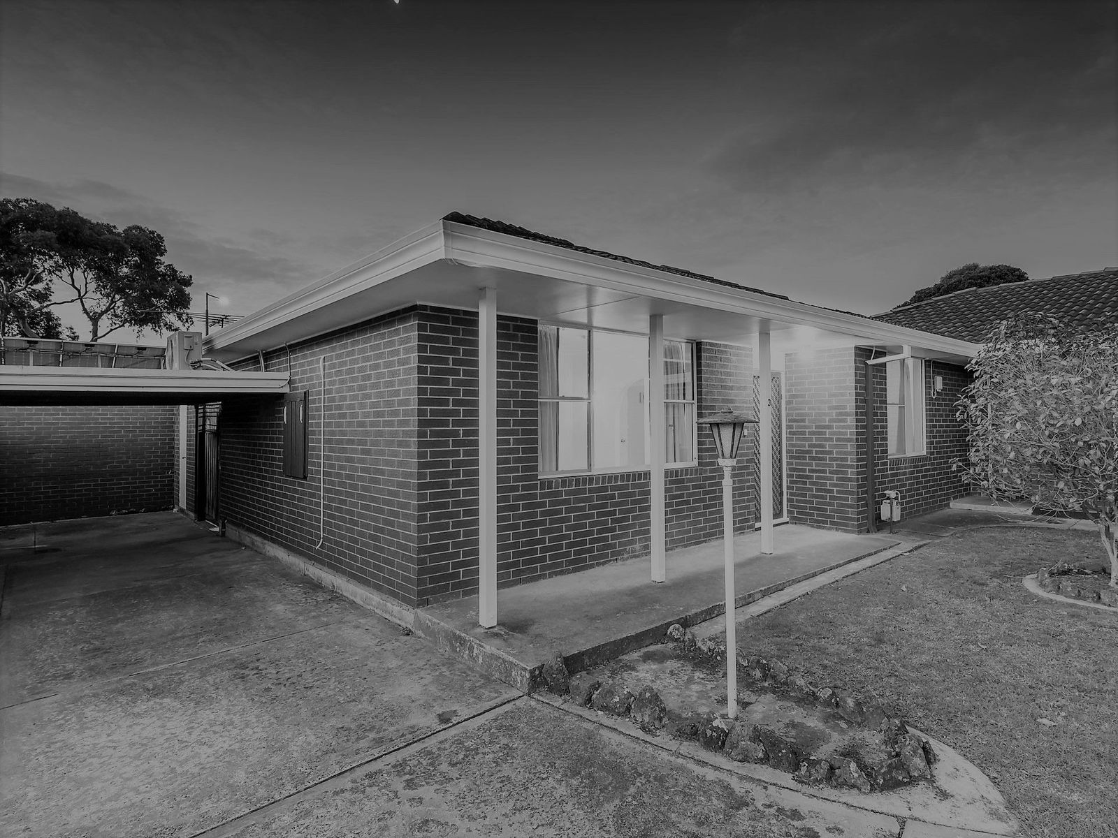 3/12, Cranbourne - Thumbnail 3