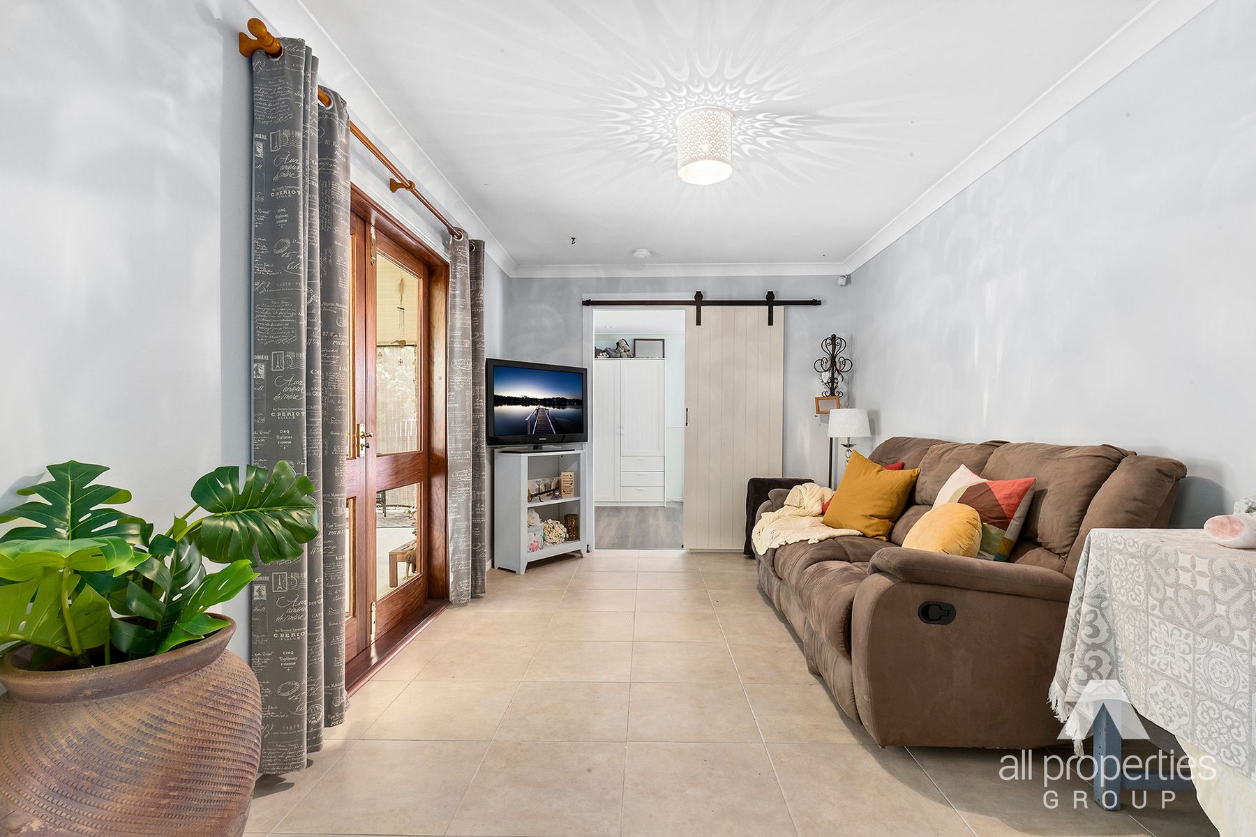 6 Myrtle Street, Waterford West QLD 4133, Waterford West - Thumbnail 4