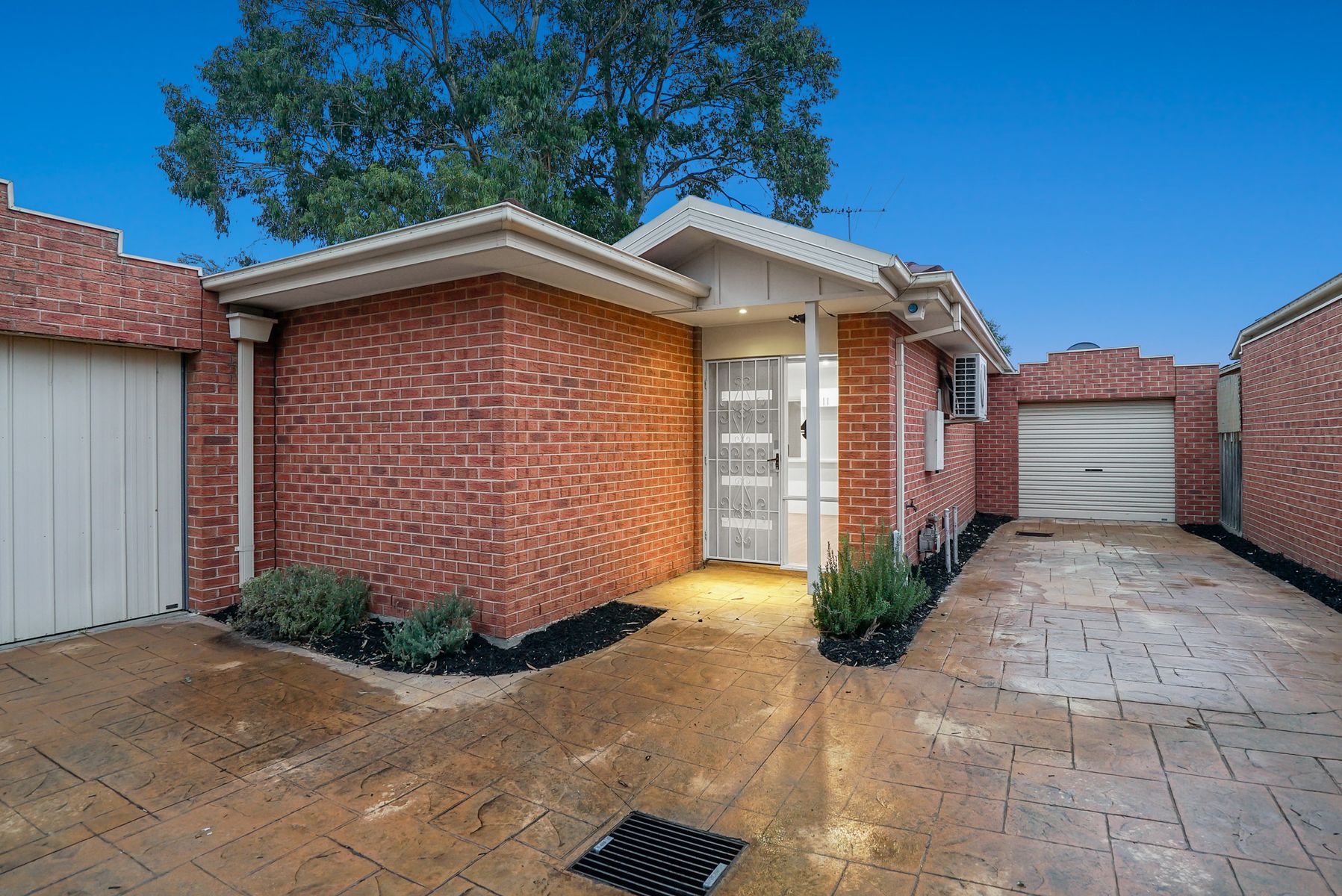 2/22 Alice Street, Clayton, VIC 3168, Clayton - Thumbnail 2