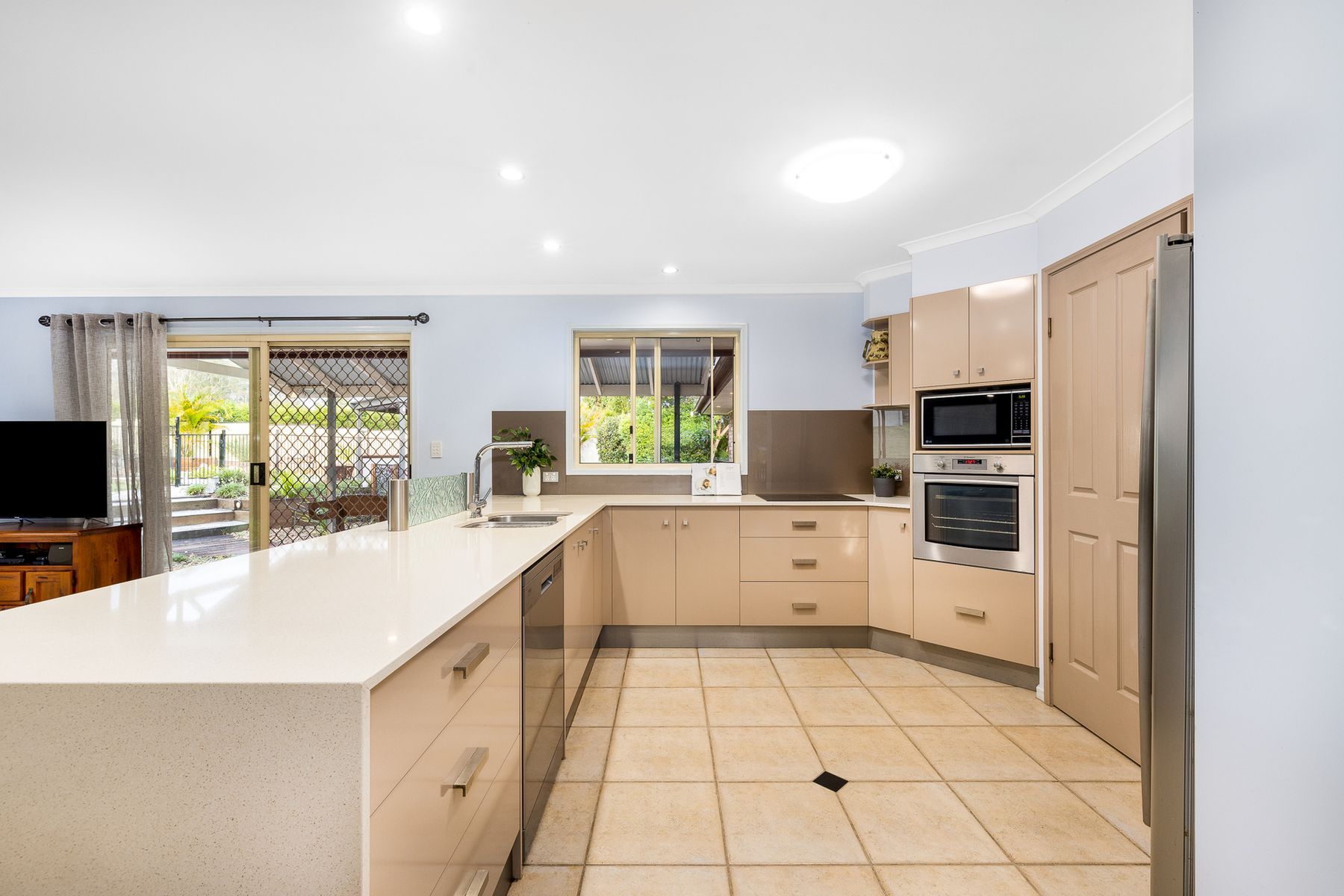 163-165 Merluna Road, Park Ridge South QLD 4125, Park Ridge South - Thumbnail 6