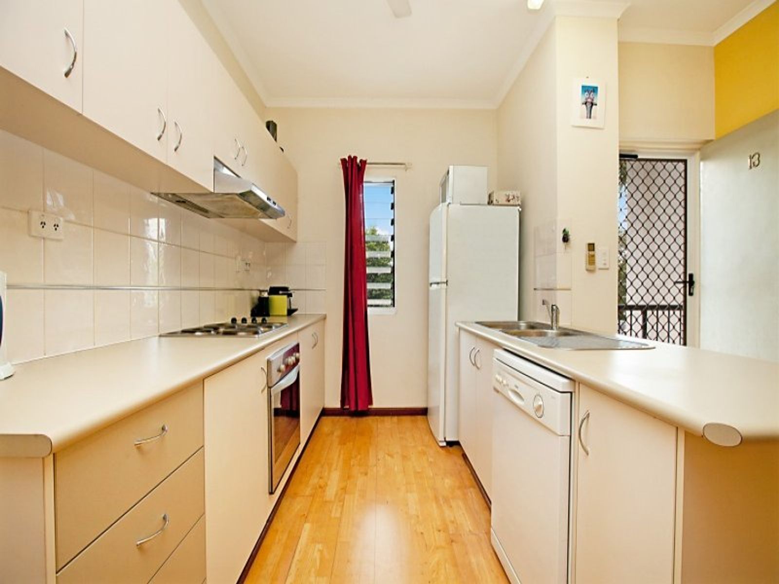 13/21 Sunset Drive, Coconut Grove NT 0810, Coconut Grove - Thumbnail 3