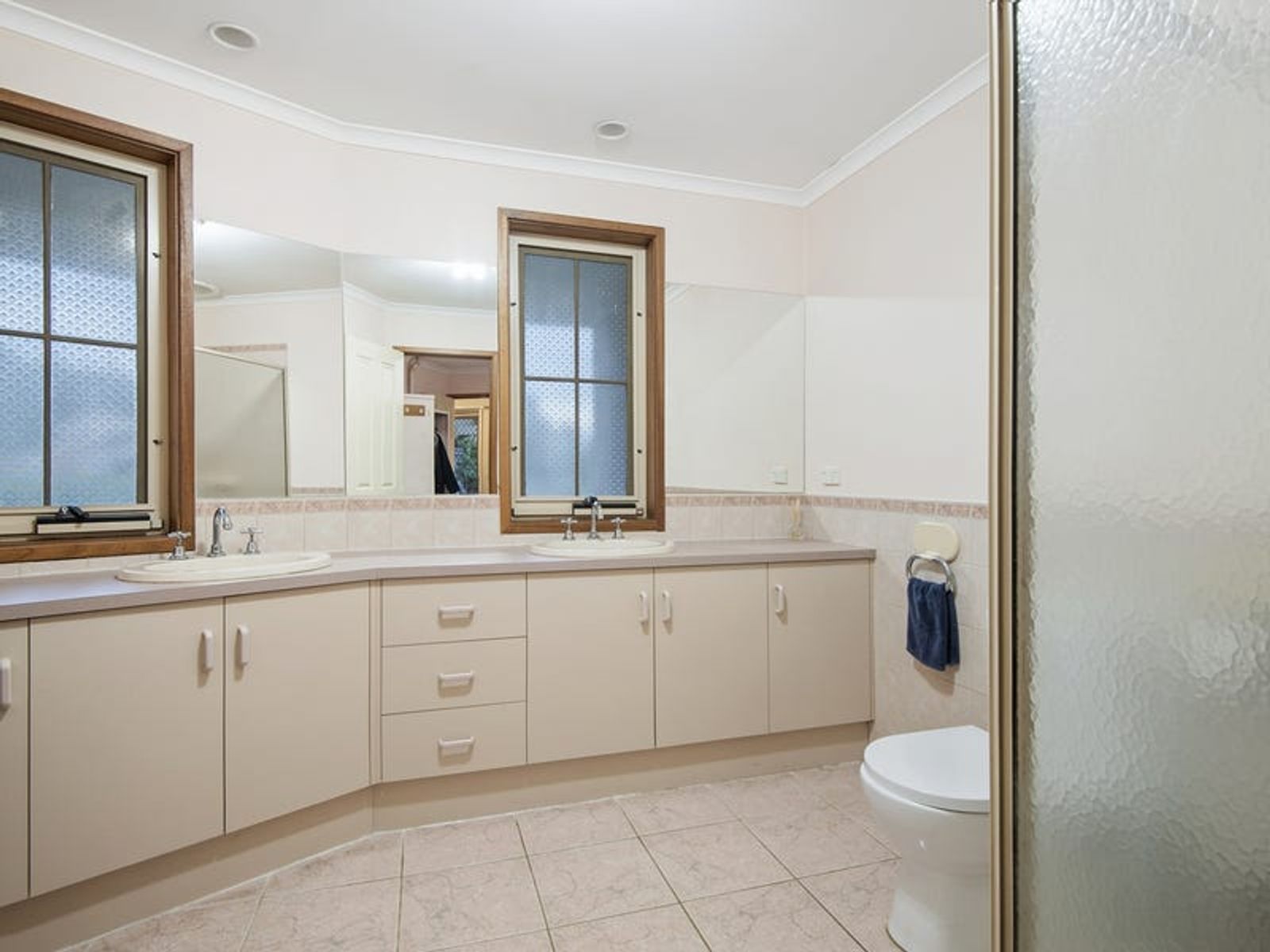 13 Maryrose Crescent, Endeavour Hills, VIC 3802, Endeavour Hills - Thumbnail 7