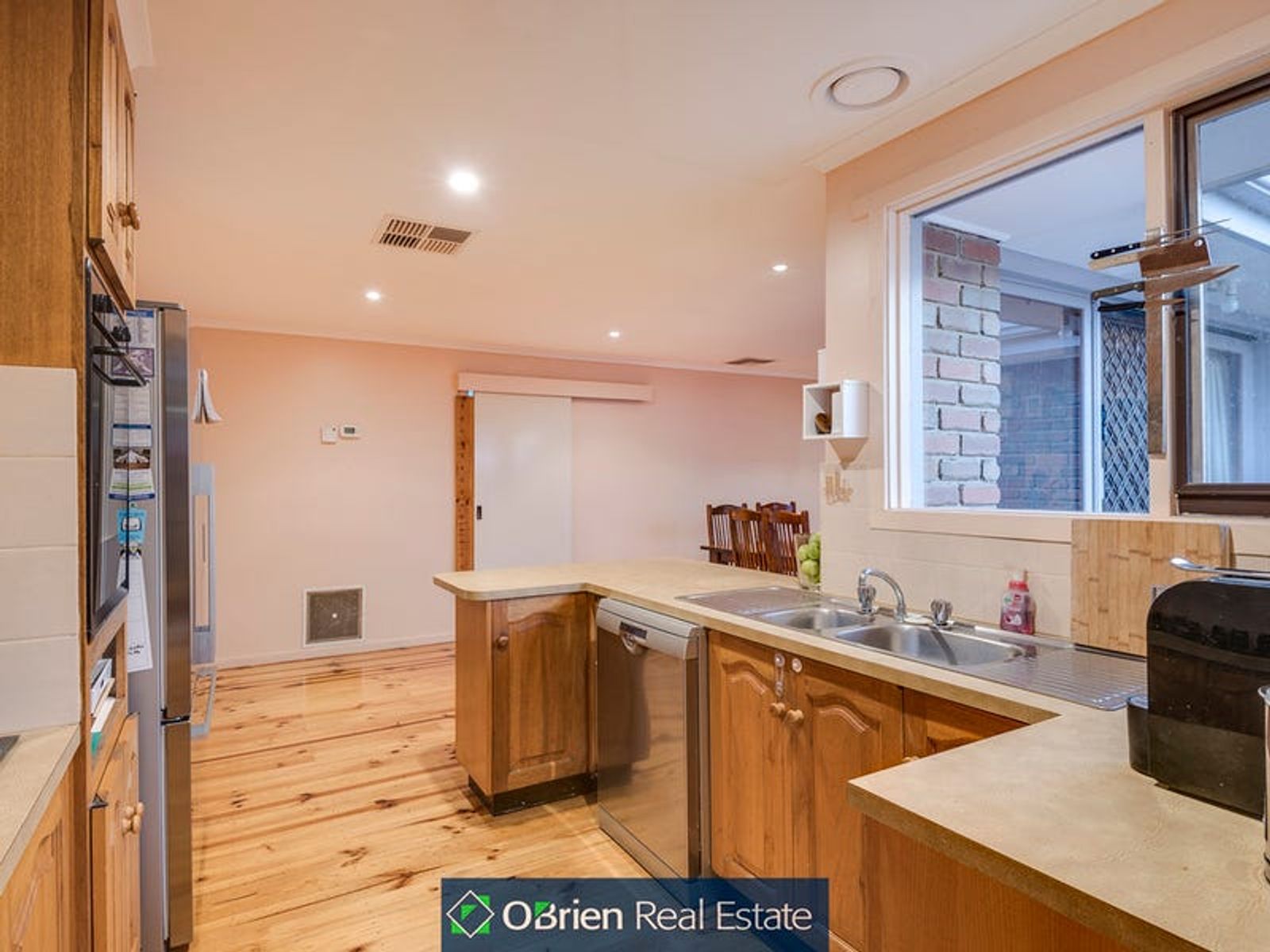 27 Conran Avenue, Endeavour Hills, VIC 3802, Endeavour Hills - Thumbnail 5