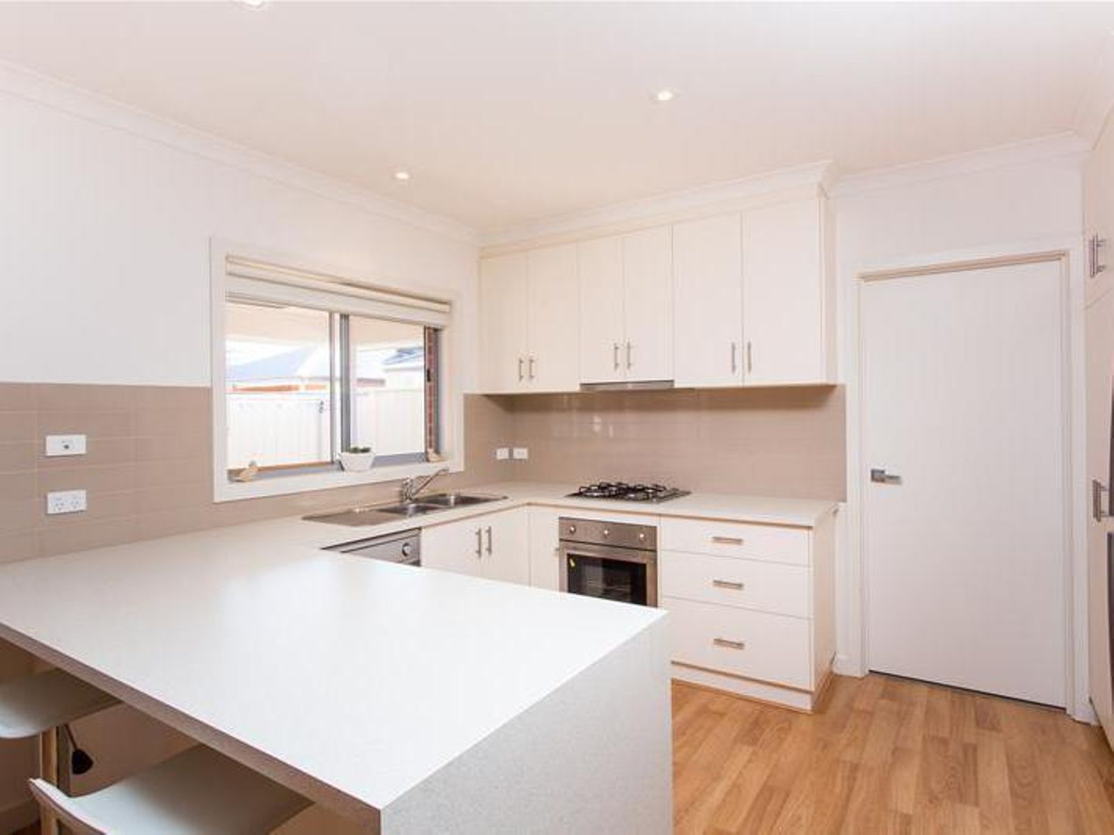 2/6 John Monash Boulevard, Mildura - Thumbnail 8