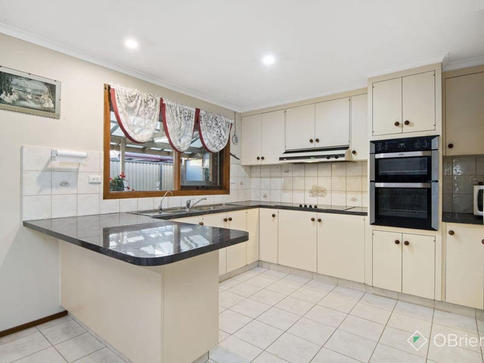 1 Thomas Mitchell Drive, Endeavour Hills, VIC 3802, Endeavour Hills - Thumbnail 3